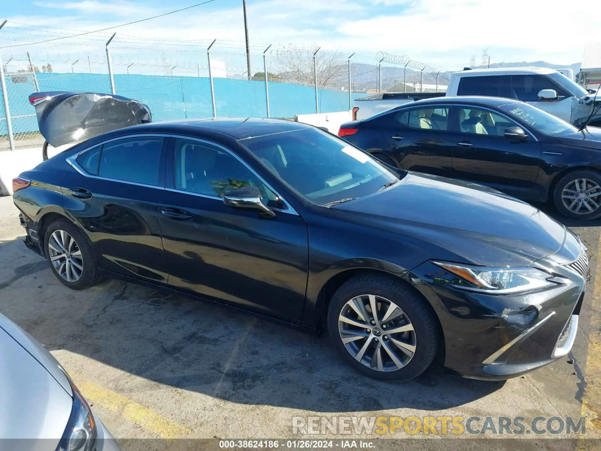 13 fotografías del automóvil dañado 58ABZ1B19KU049966 LEXUS ES 350 2019