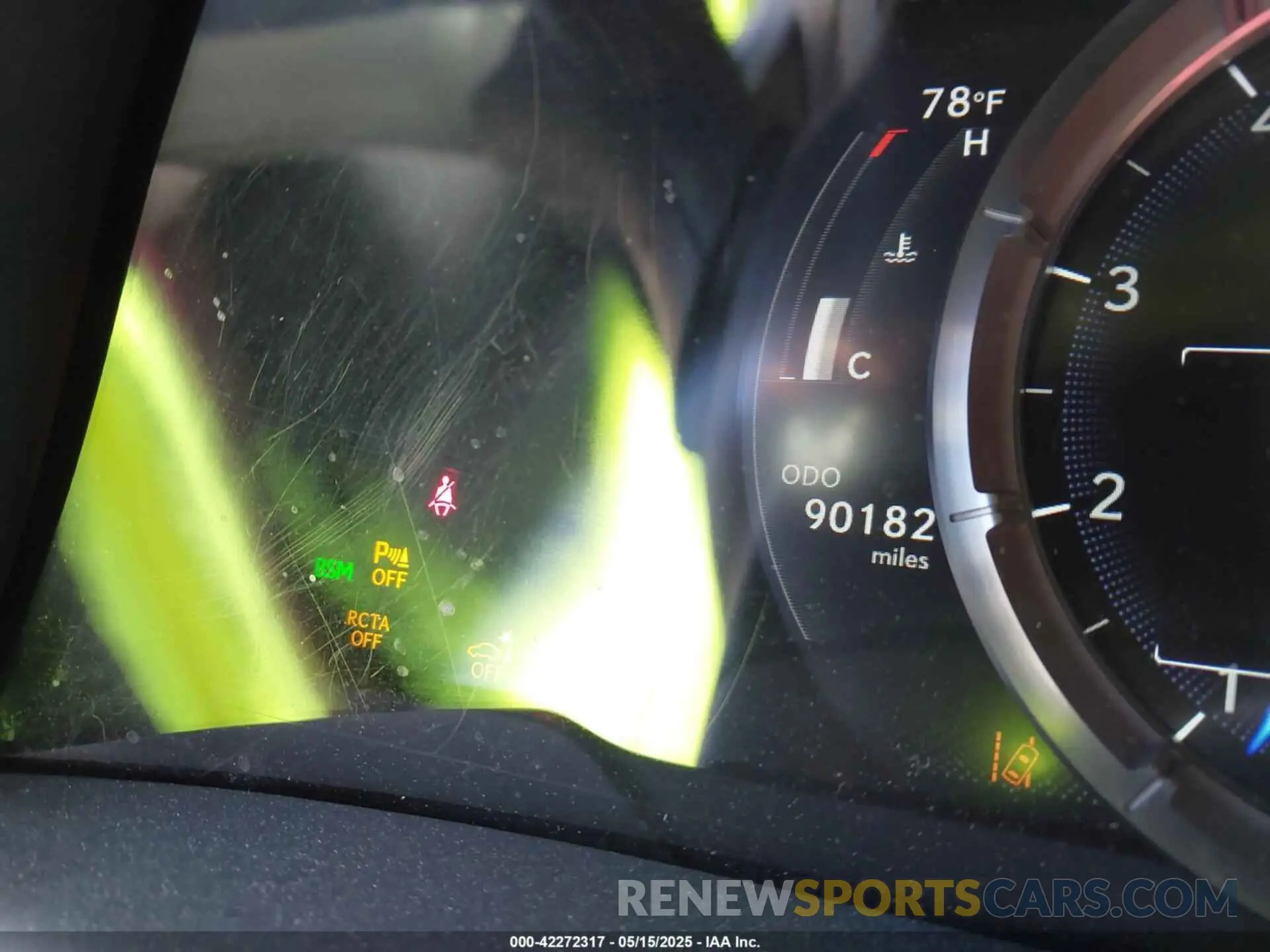 16 fotografías del automóvil dañado 58ABZ1B1XKU043349 LEXUS ES 350 2019