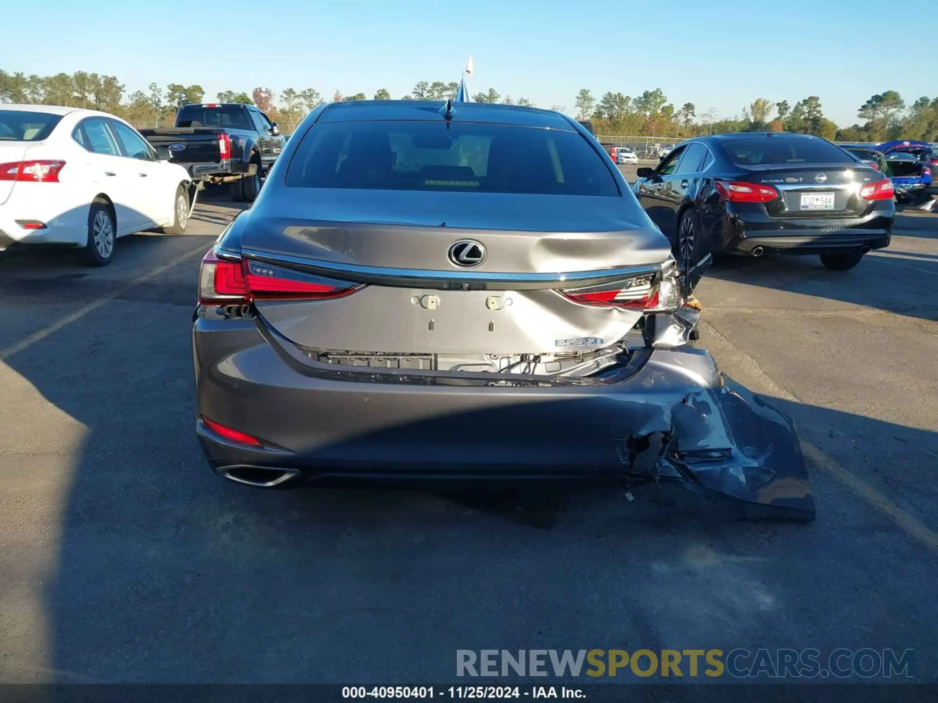 16 fotografías del automóvil dañado 58ABZ1B1XKU045098 LEXUS ES 350 2019