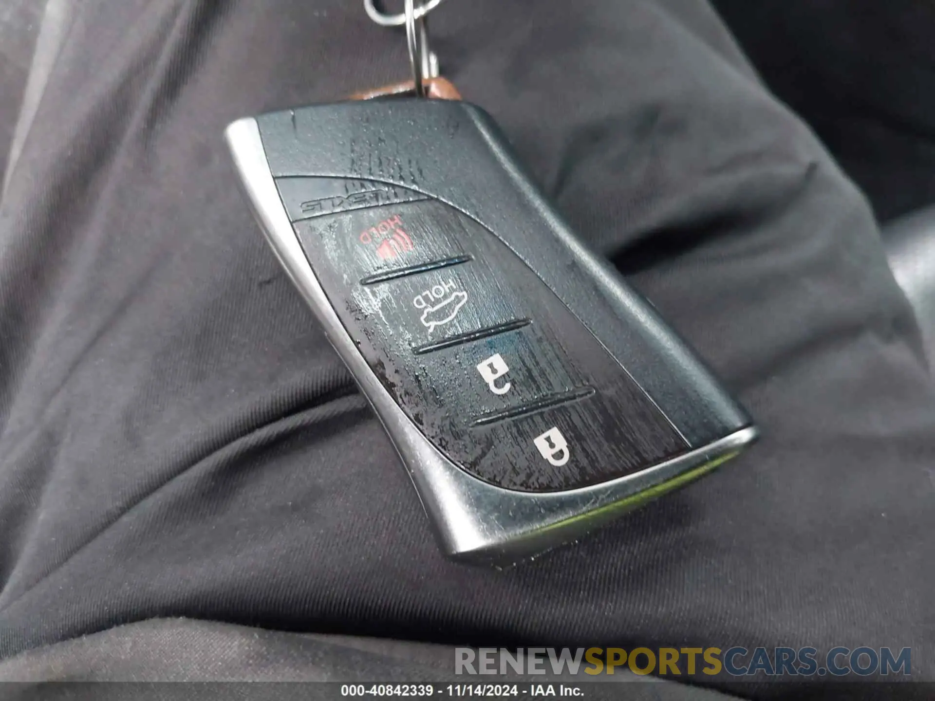 11 fotografías del automóvil dañado 58ACZ1B10LU064460 LEXUS ES 350 2020