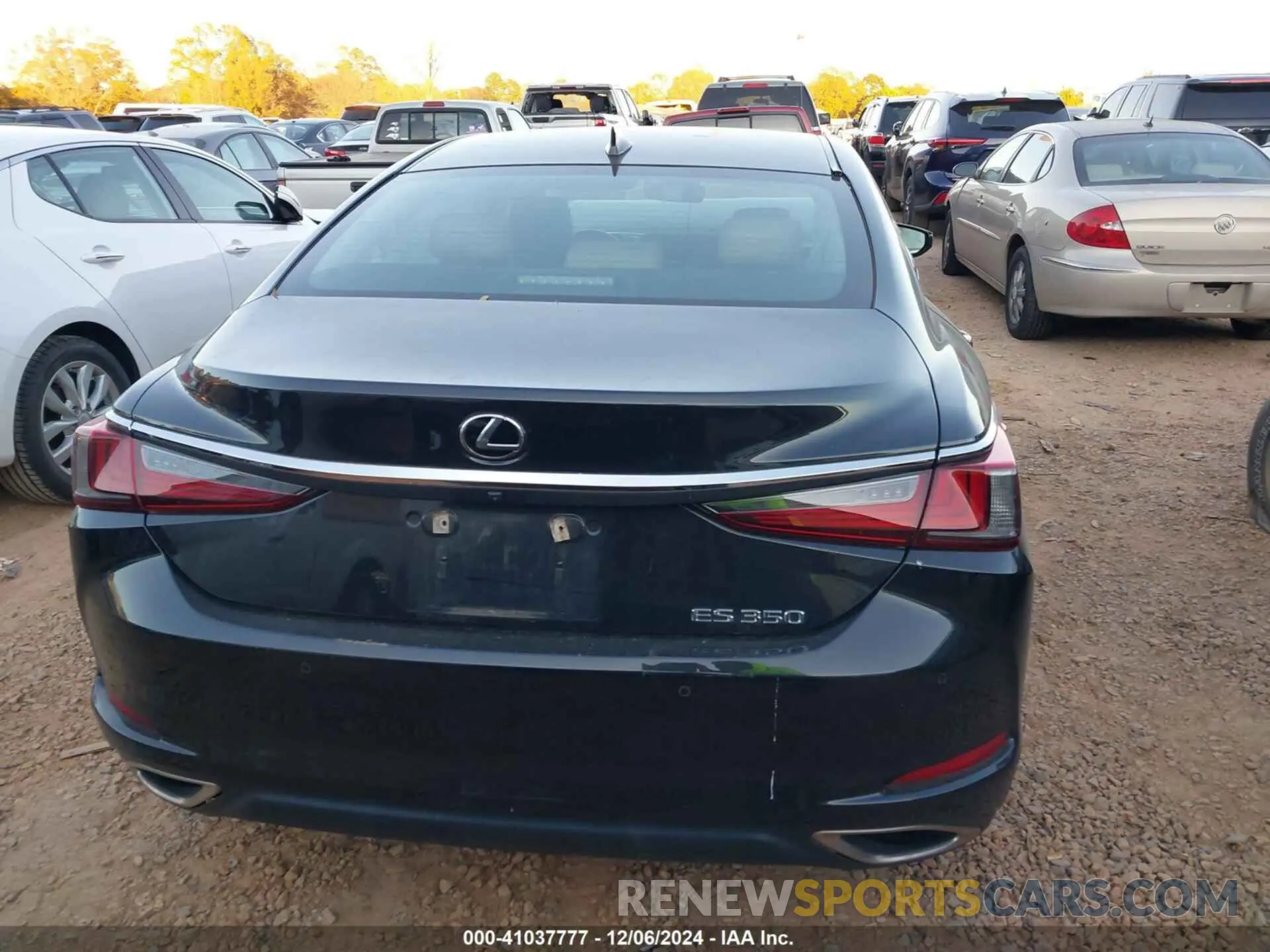 15 fotografías del automóvil dañado 58ADZ1B10LU079352 LEXUS ES 350 2020