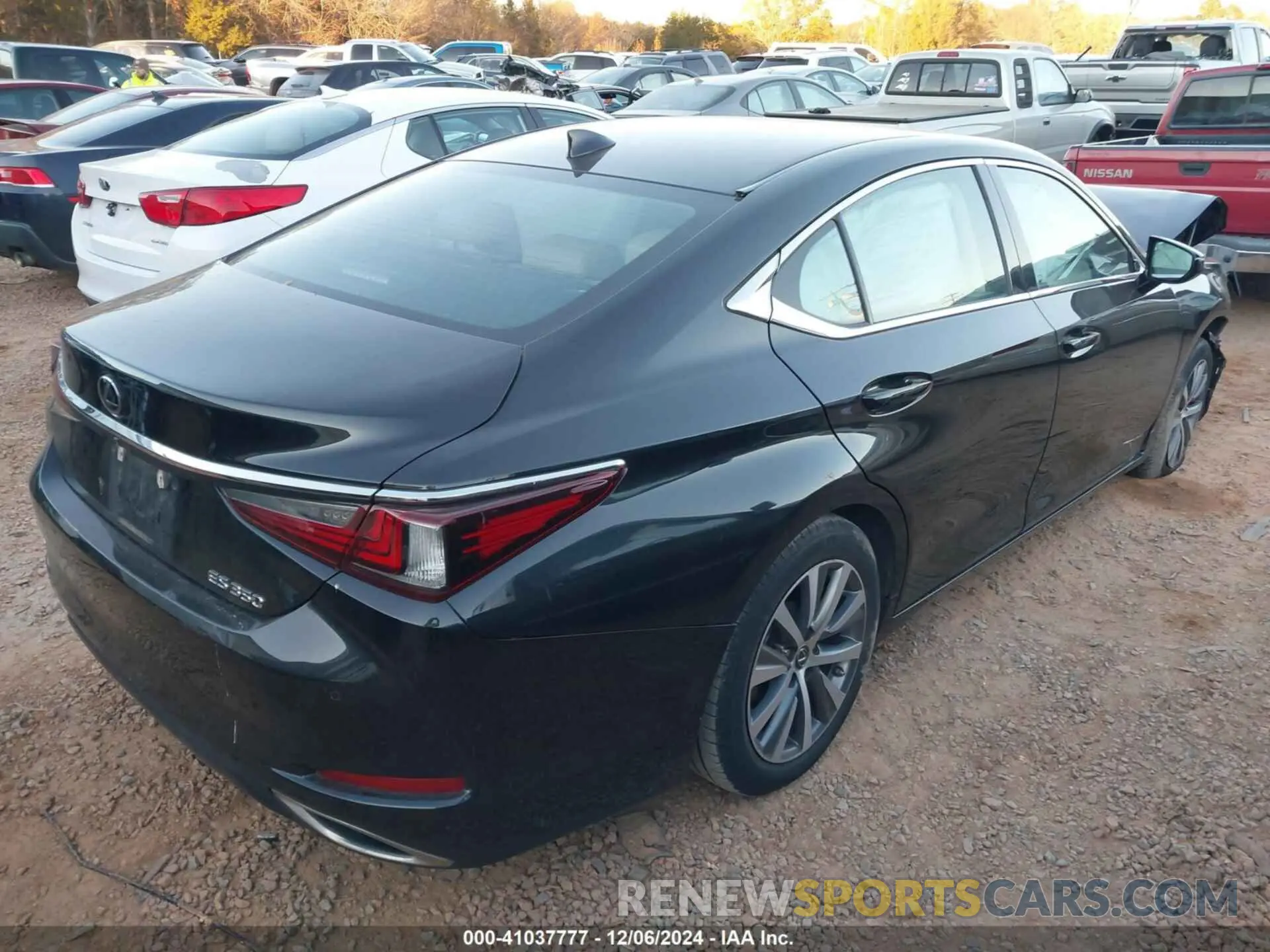 4 fotografías del automóvil dañado 58ADZ1B10LU079352 LEXUS ES 350 2020