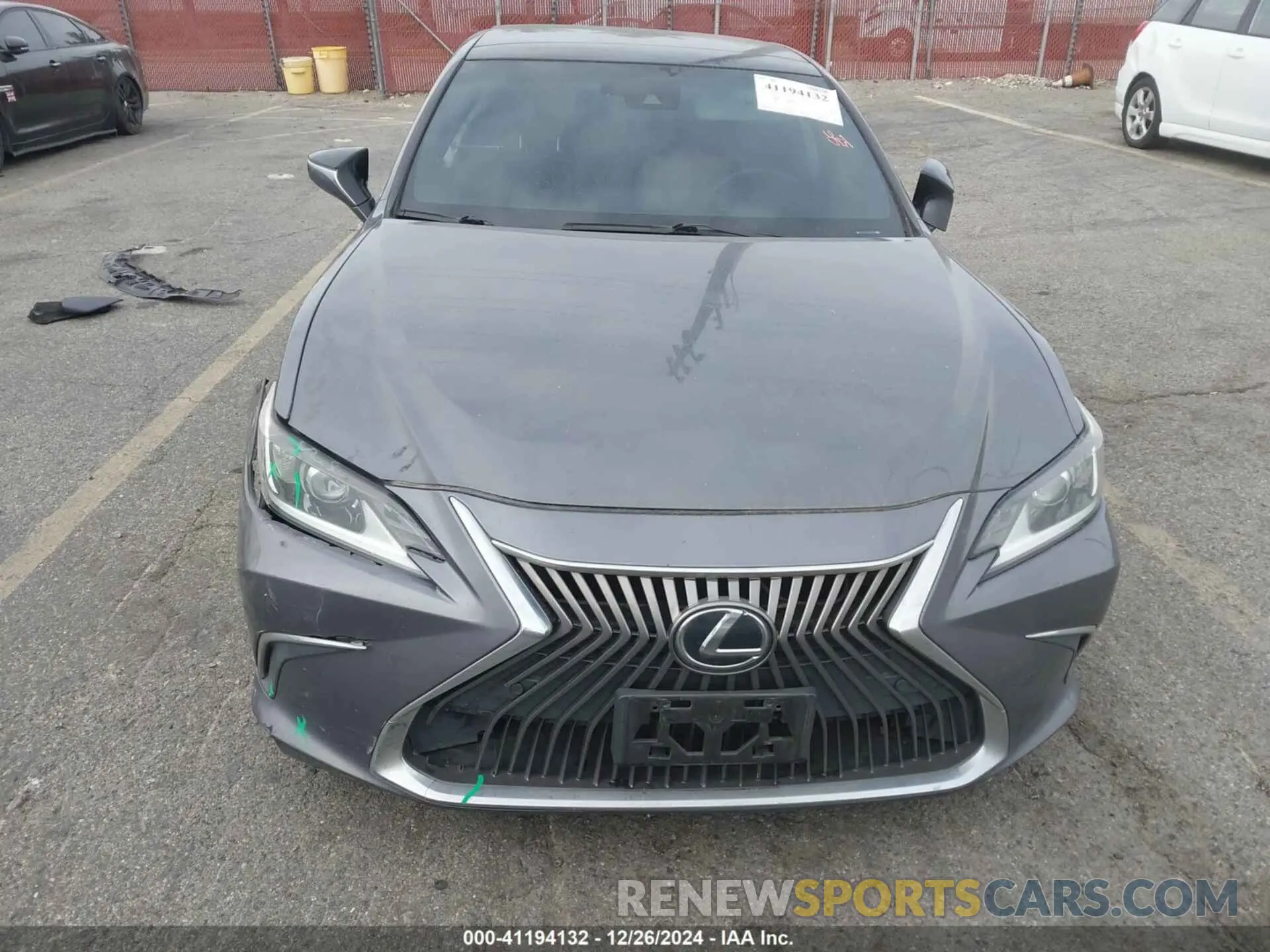 13 fotografías del automóvil dañado 58ADZ1B13LU060973 LEXUS ES 350 2020