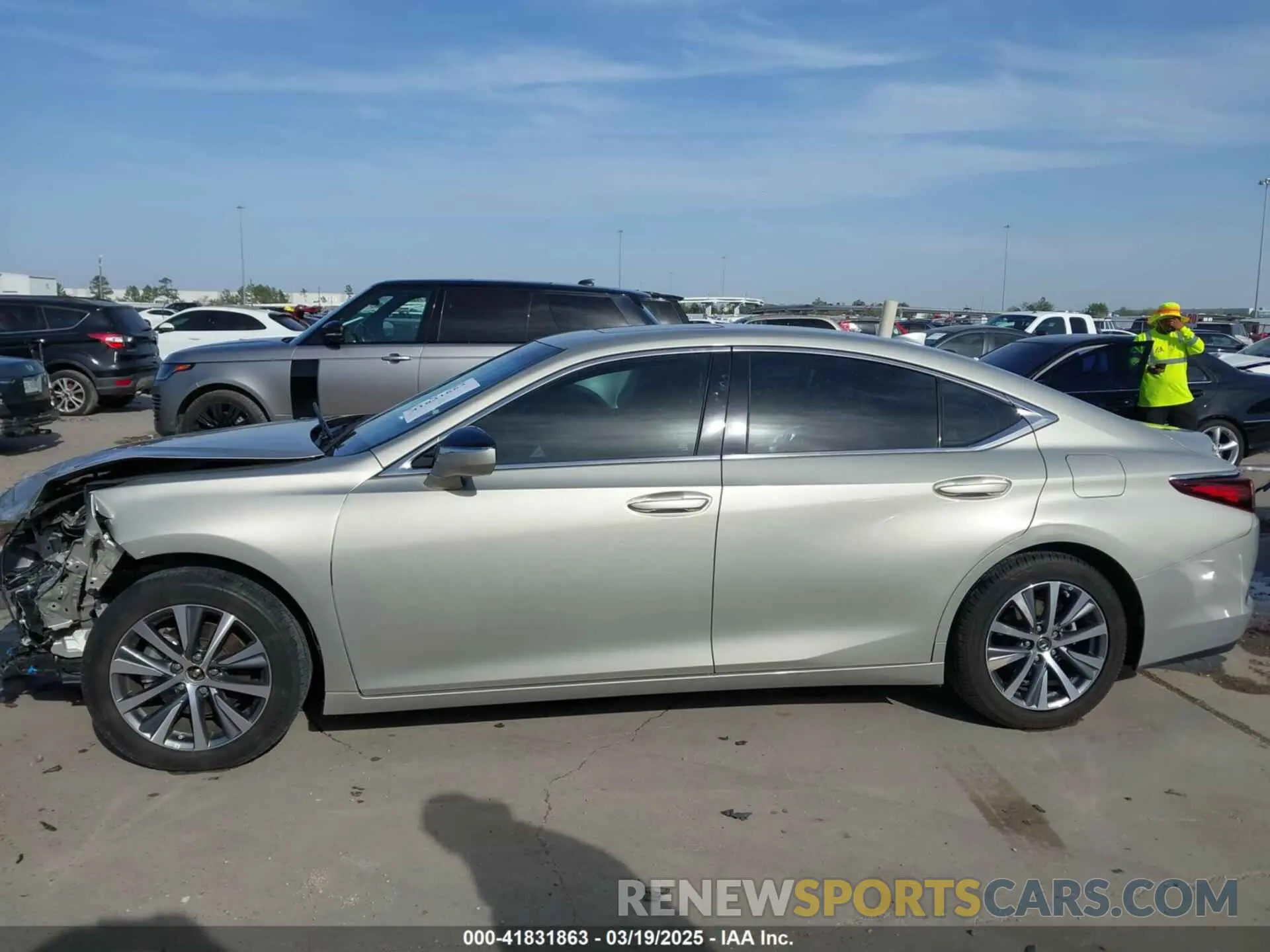 15 fotografías del automóvil dañado 58ADZ1B15LU078567 LEXUS ES 350 2020