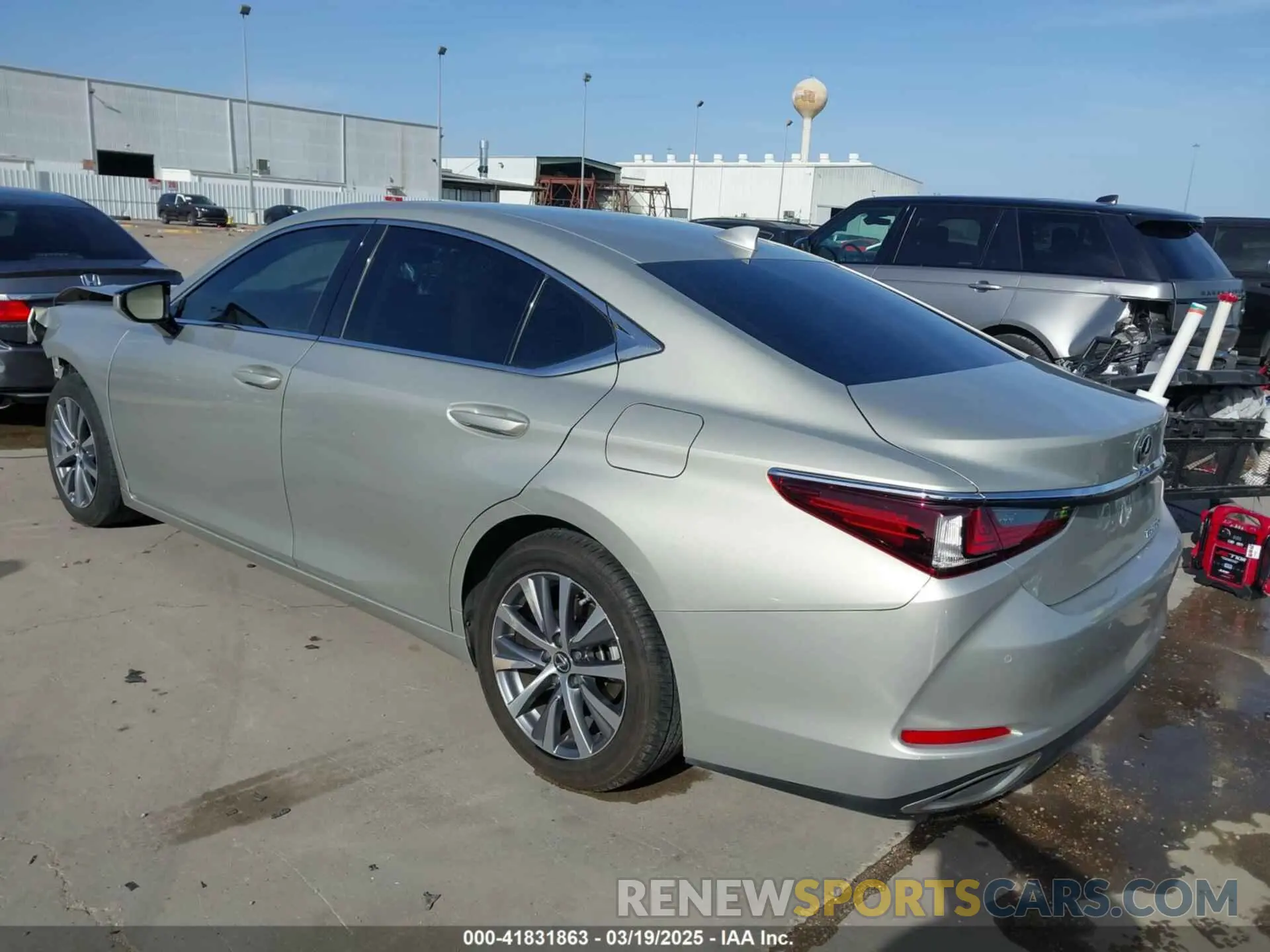 3 fotografías del automóvil dañado 58ADZ1B15LU078567 LEXUS ES 350 2020
