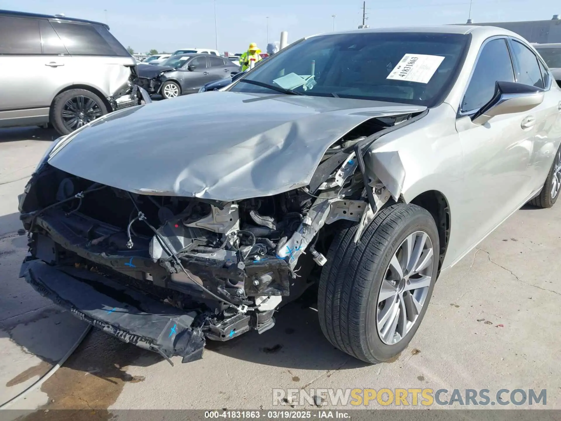 6 fotografías del automóvil dañado 58ADZ1B15LU078567 LEXUS ES 350 2020