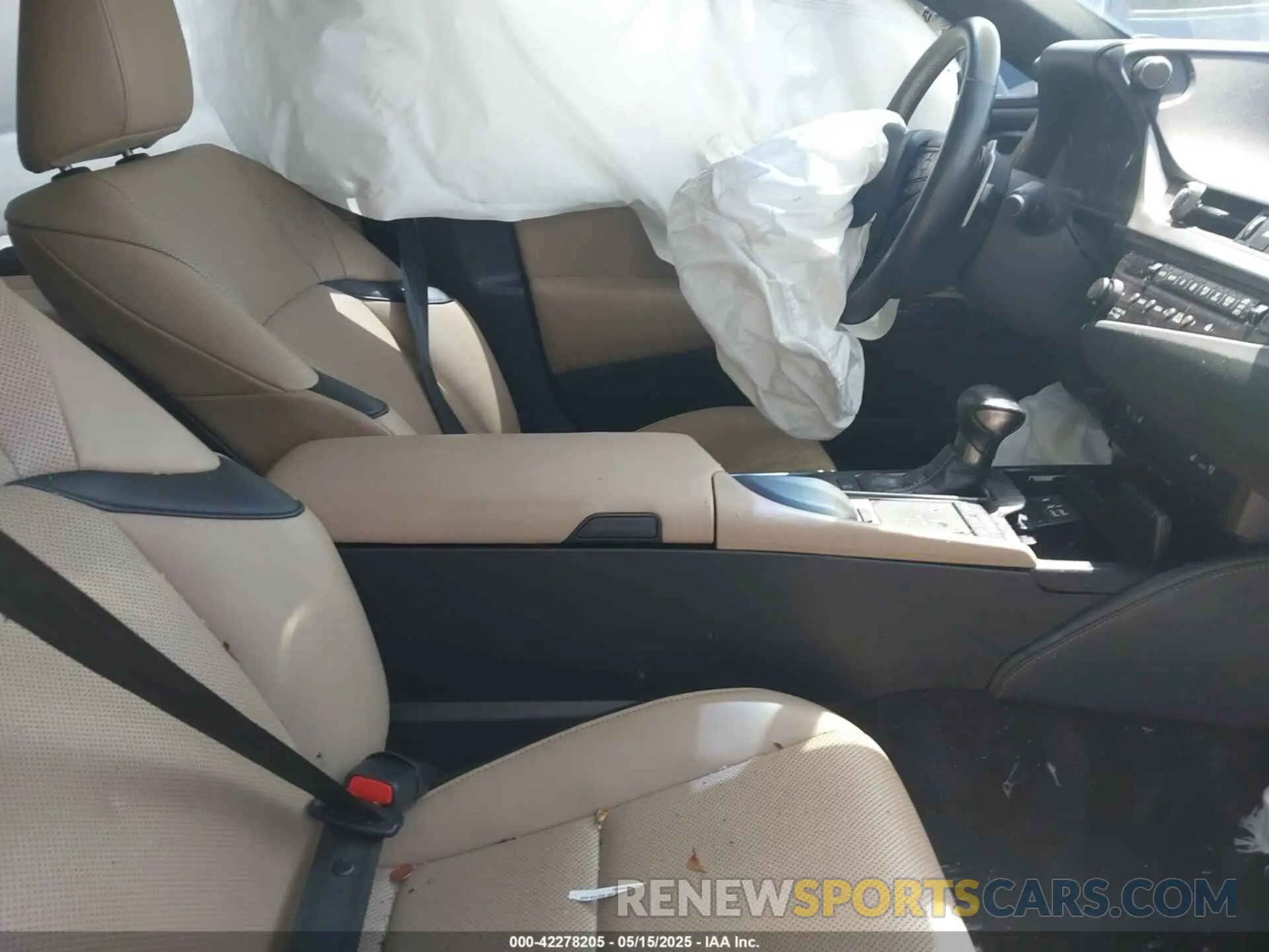 5 fotografías del automóvil dañado 58ADZ1B17LU074973 LEXUS ES 350 2020