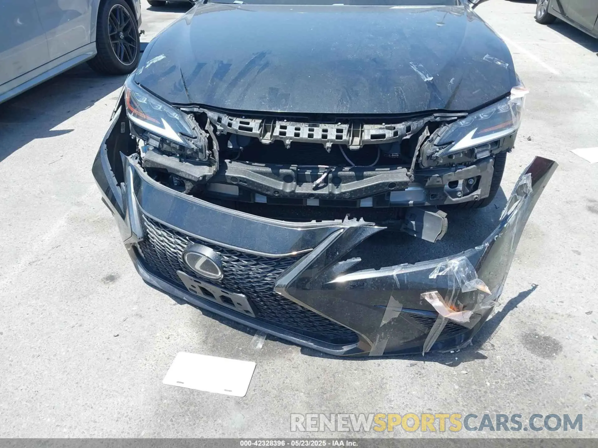 12 fotografías del automóvil dañado 58AGZ1B10LU077405 LEXUS ES 350 2020