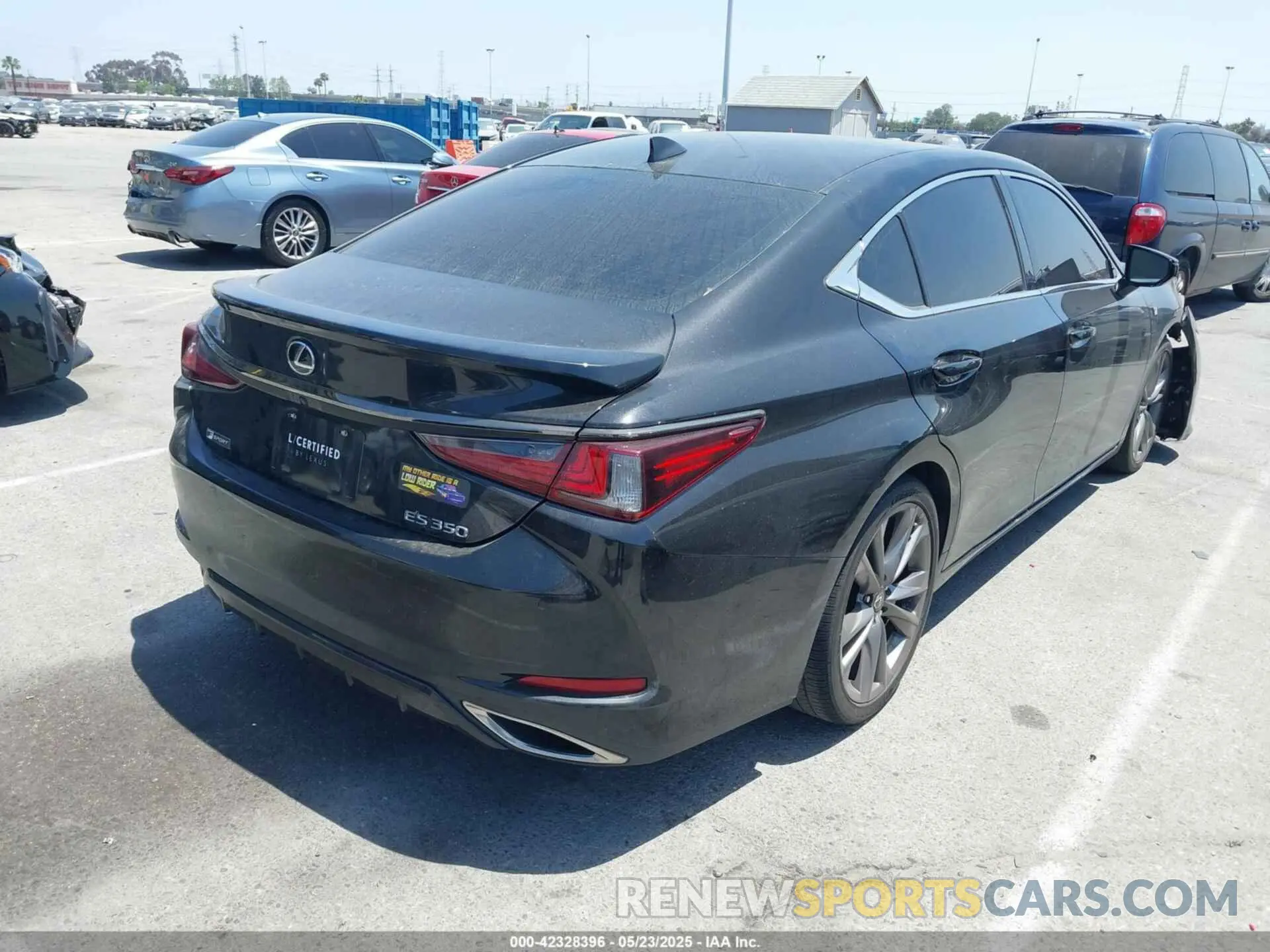 4 fotografías del automóvil dañado 58AGZ1B10LU077405 LEXUS ES 350 2020