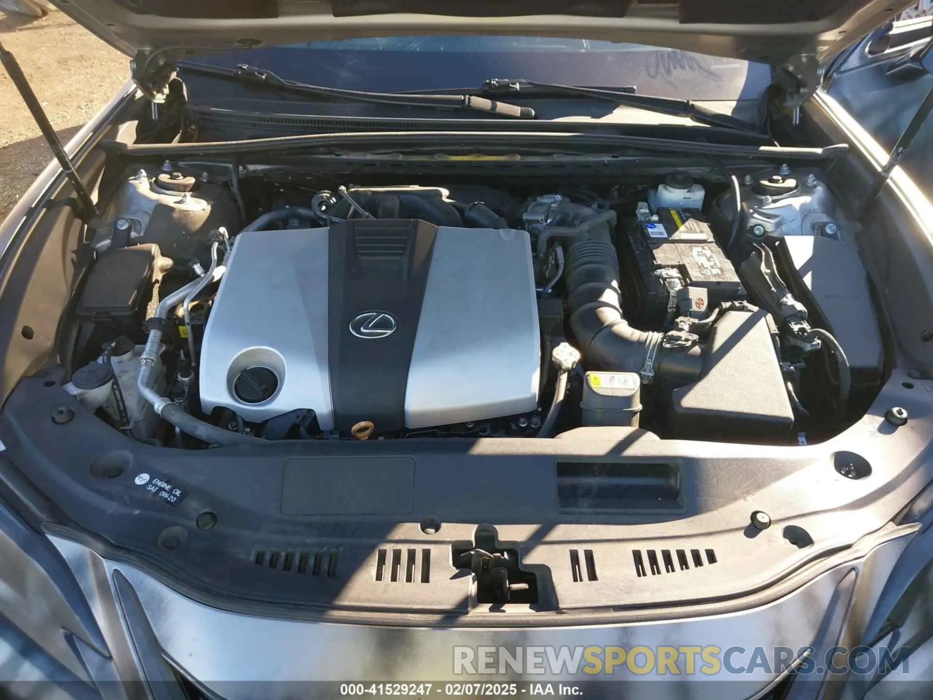 10 fotografías del automóvil dañado 58AGZ1B13LU080377 LEXUS ES 350 2020