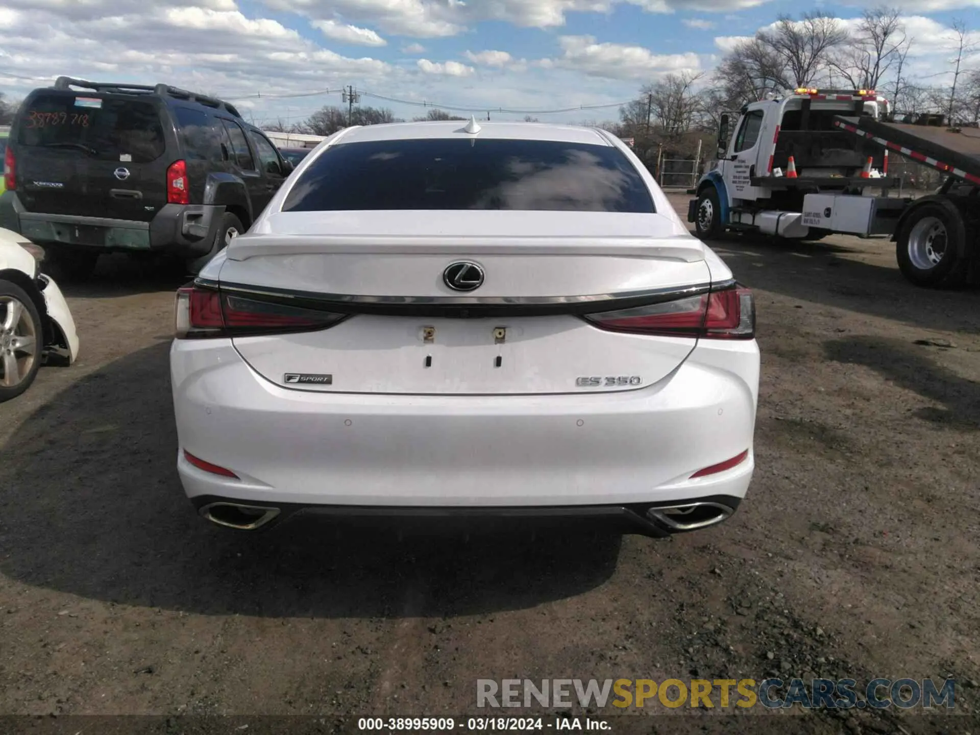 16 fotografías del automóvil dañado 58AGZ1B19LU054561 LEXUS ES 350 2020