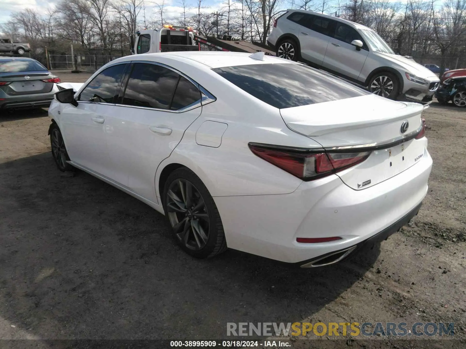 3 fotografías del automóvil dañado 58AGZ1B19LU054561 LEXUS ES 350 2020