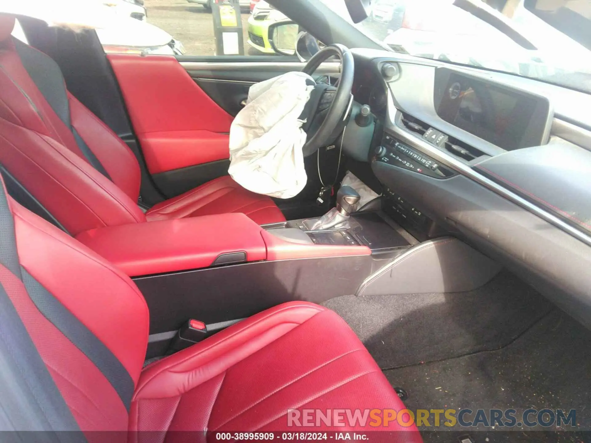 5 fotografías del automóvil dañado 58AGZ1B19LU054561 LEXUS ES 350 2020