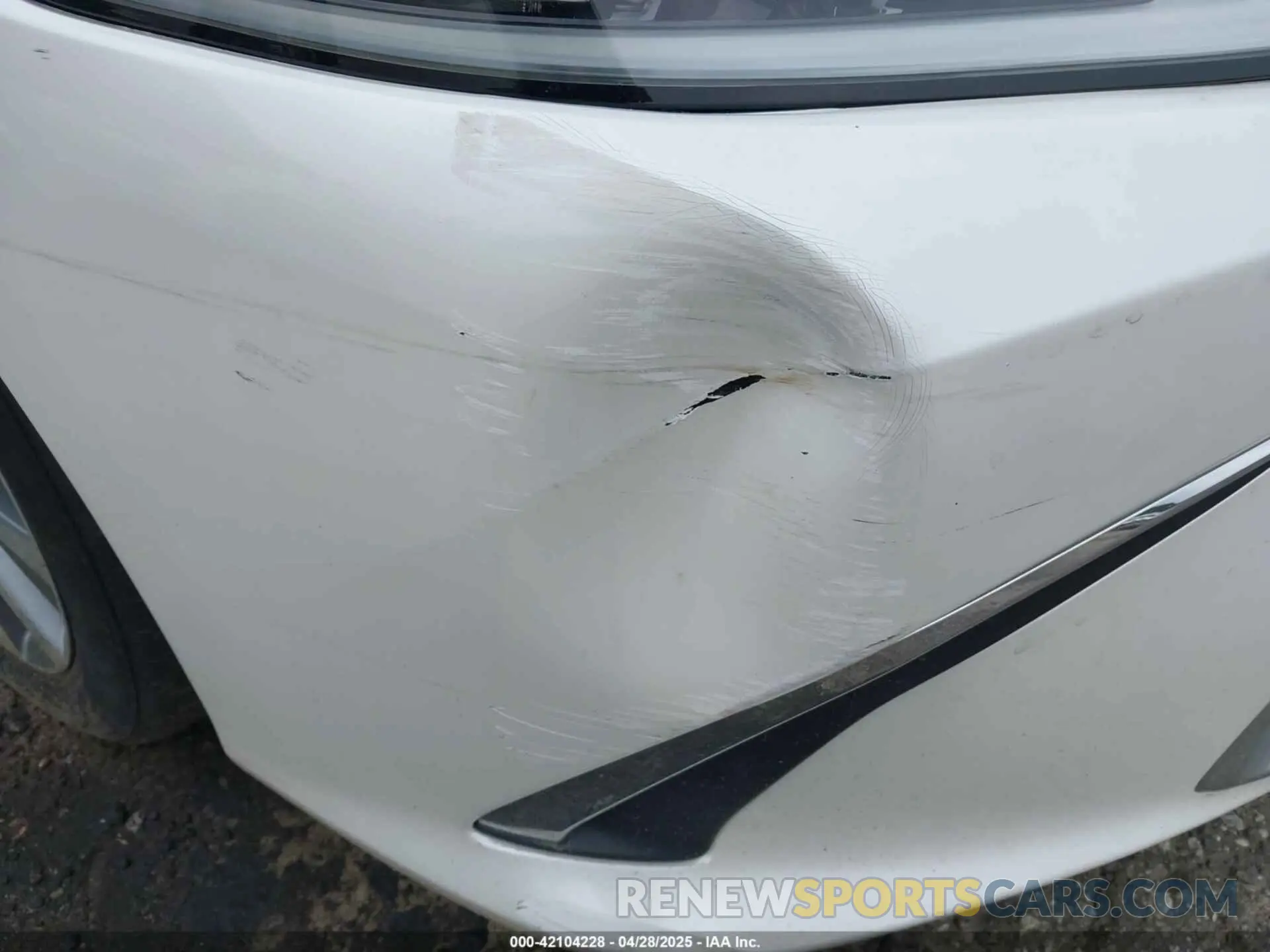 21 fotografías del automóvil dañado 58ACZ1B12MU103129 LEXUS ES 350 2021