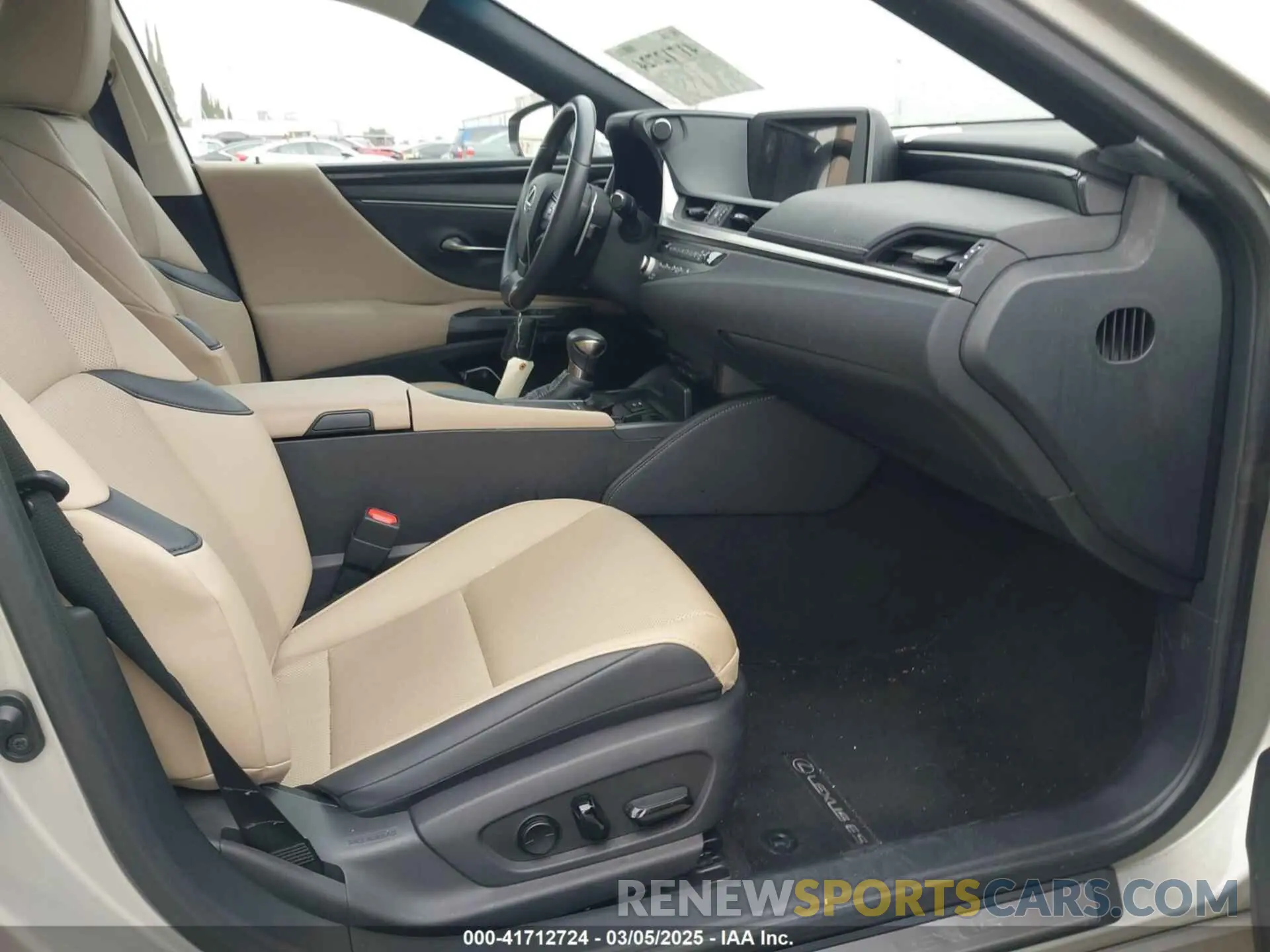 5 fotografías del automóvil dañado 58ACZ1B17MU107922 LEXUS ES 350 2021