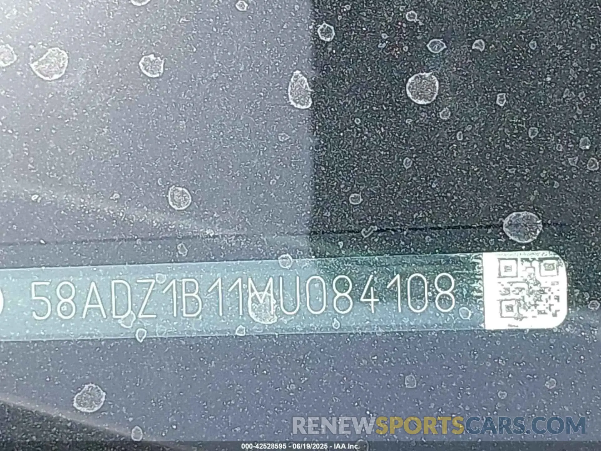 18 fotografías del automóvil dañado 58ADZ1B11MU084108 LEXUS ES 350 2021