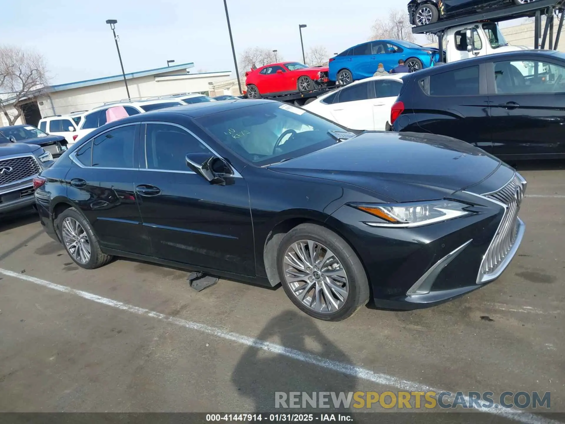 14 fotografías del automóvil dañado 58ADZ1B11MU085680 LEXUS ES 350 2021