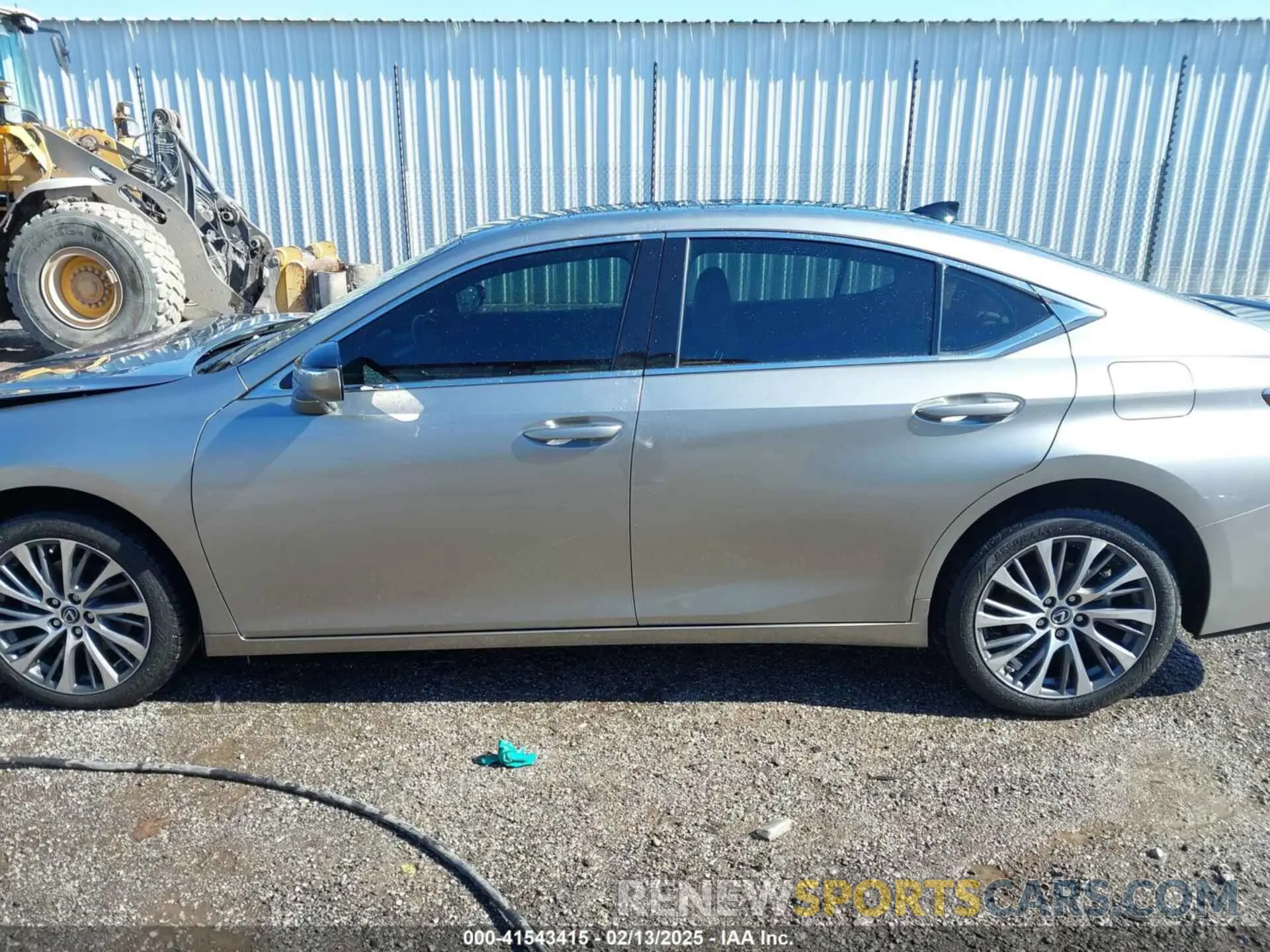 14 fotografías del automóvil dañado 58ADZ1B12MU107749 LEXUS ES 350 2021
