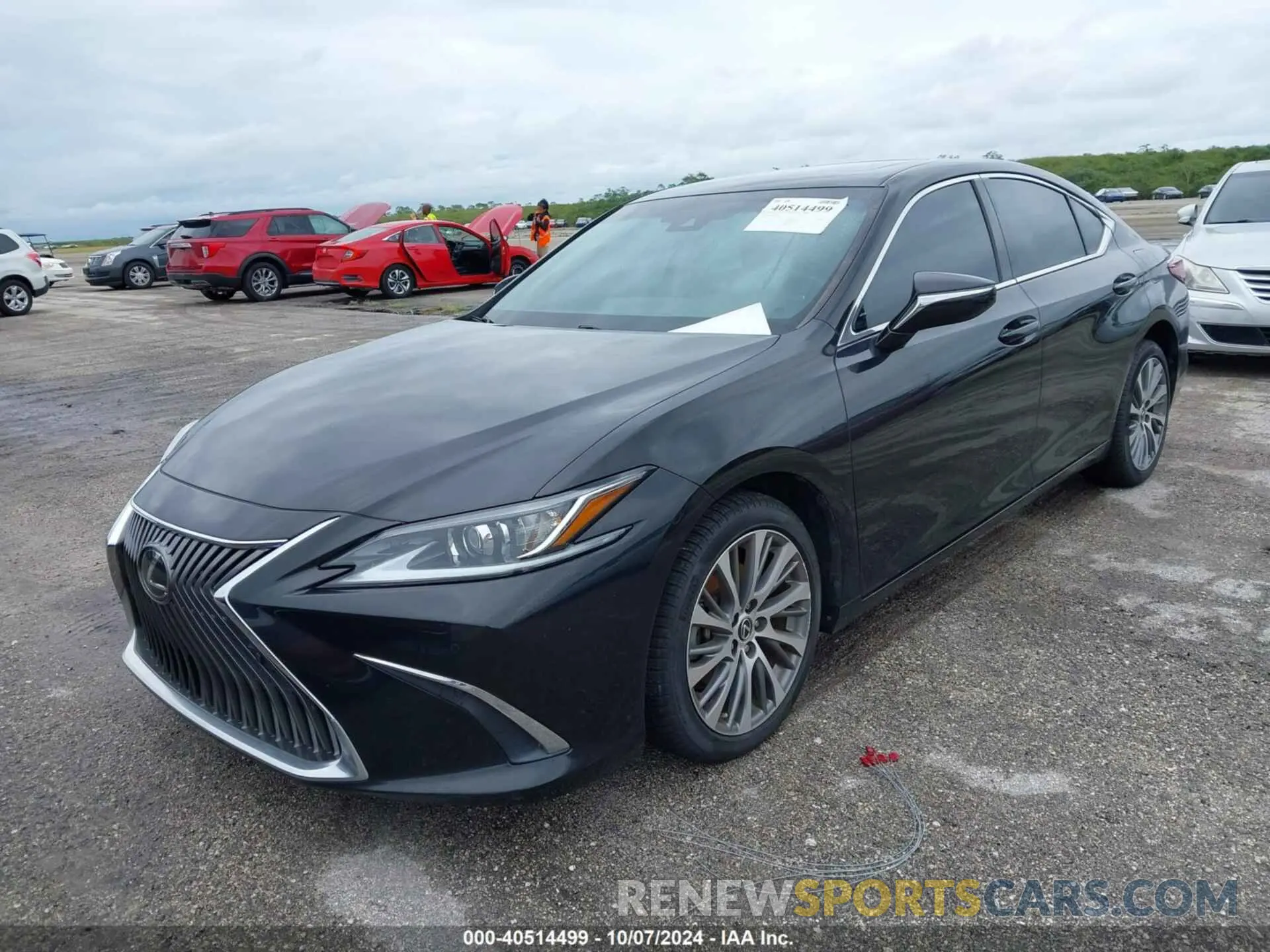 2 fotografías del automóvil dañado 58ADZ1B13MU096986 LEXUS ES 350 2021