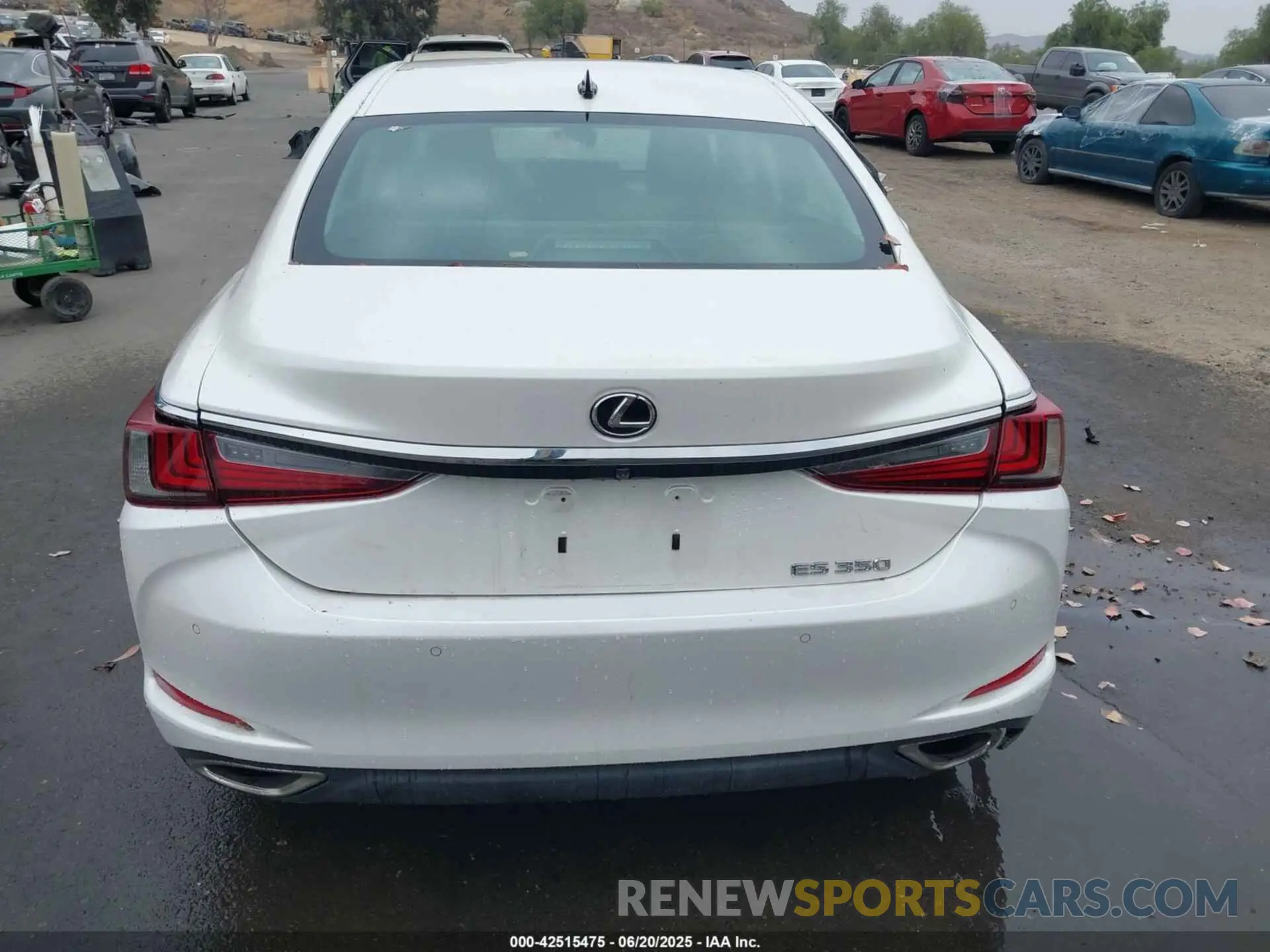 16 fotografías del automóvil dañado 58ADZ1B14MU086192 LEXUS ES 350 2021