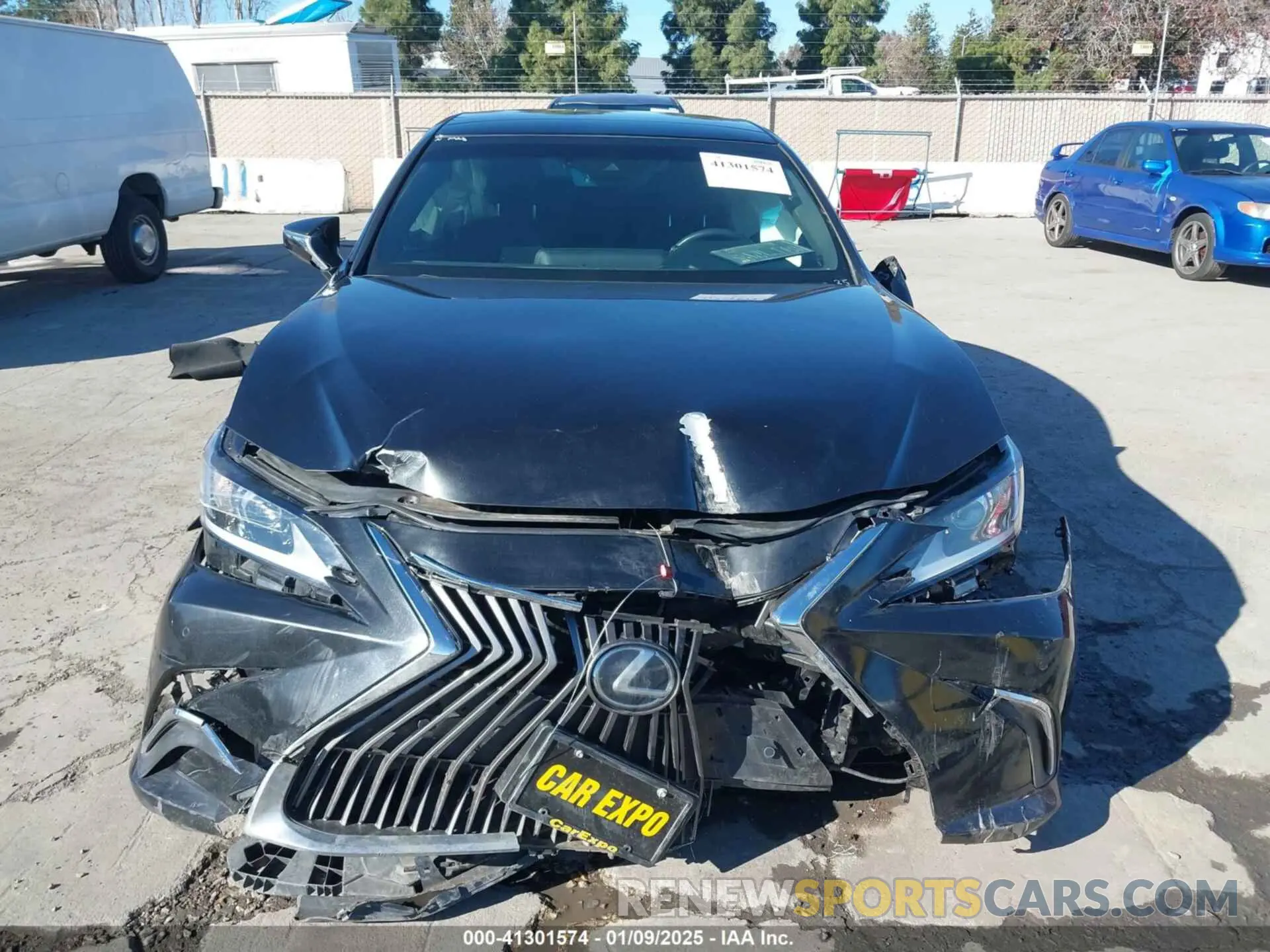 12 fotografías del automóvil dañado 58ADZ1B16MU082628 LEXUS ES 350 2021