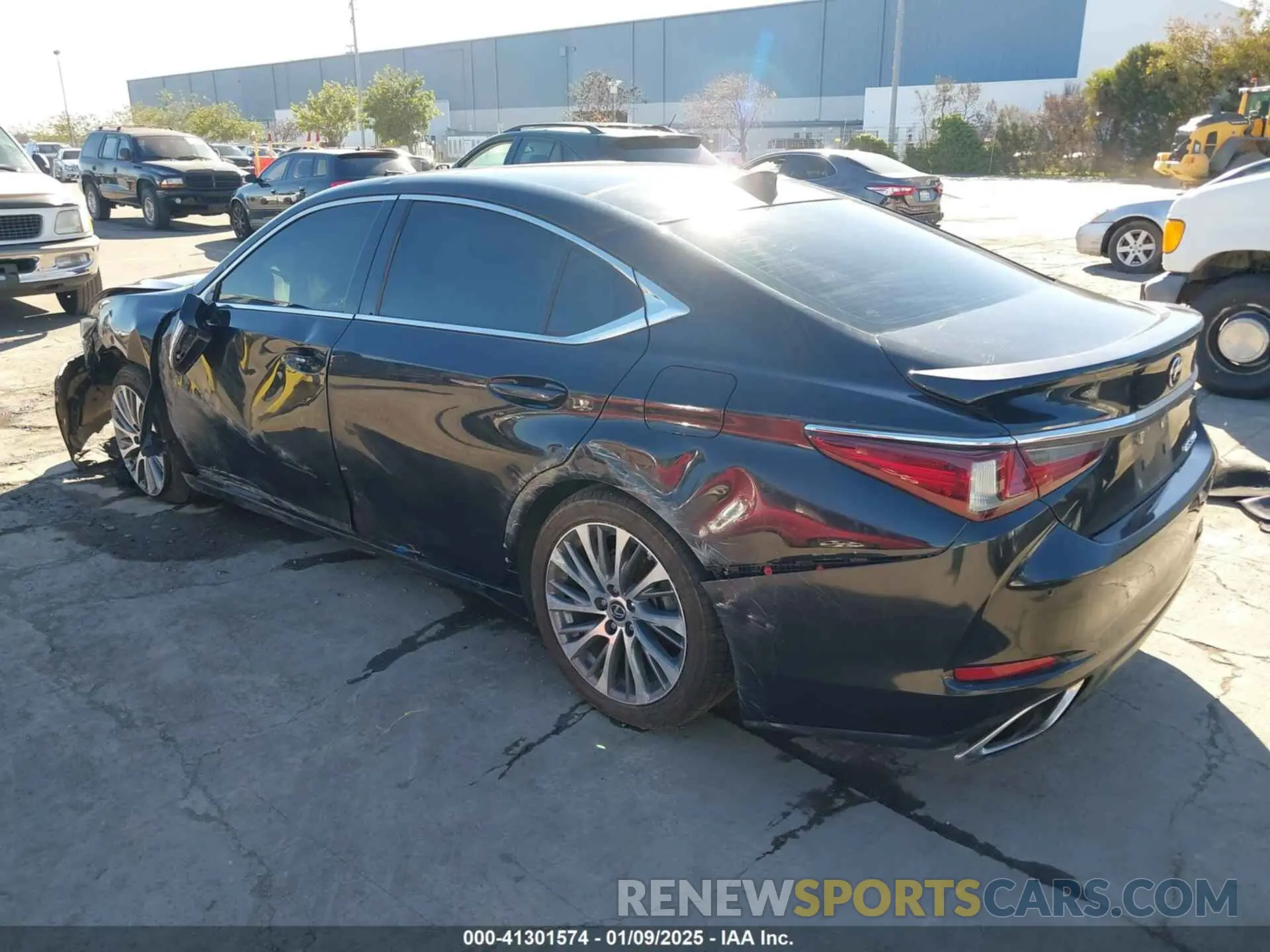 3 fotografías del automóvil dañado 58ADZ1B16MU082628 LEXUS ES 350 2021