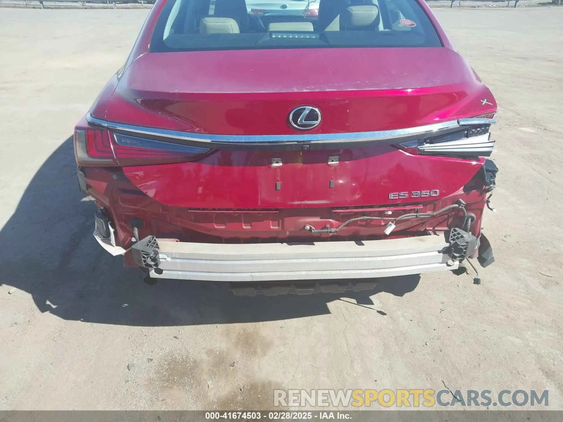 17 fotografías del automóvil dañado 58ADZ1B16MU085500 LEXUS ES 350 2021