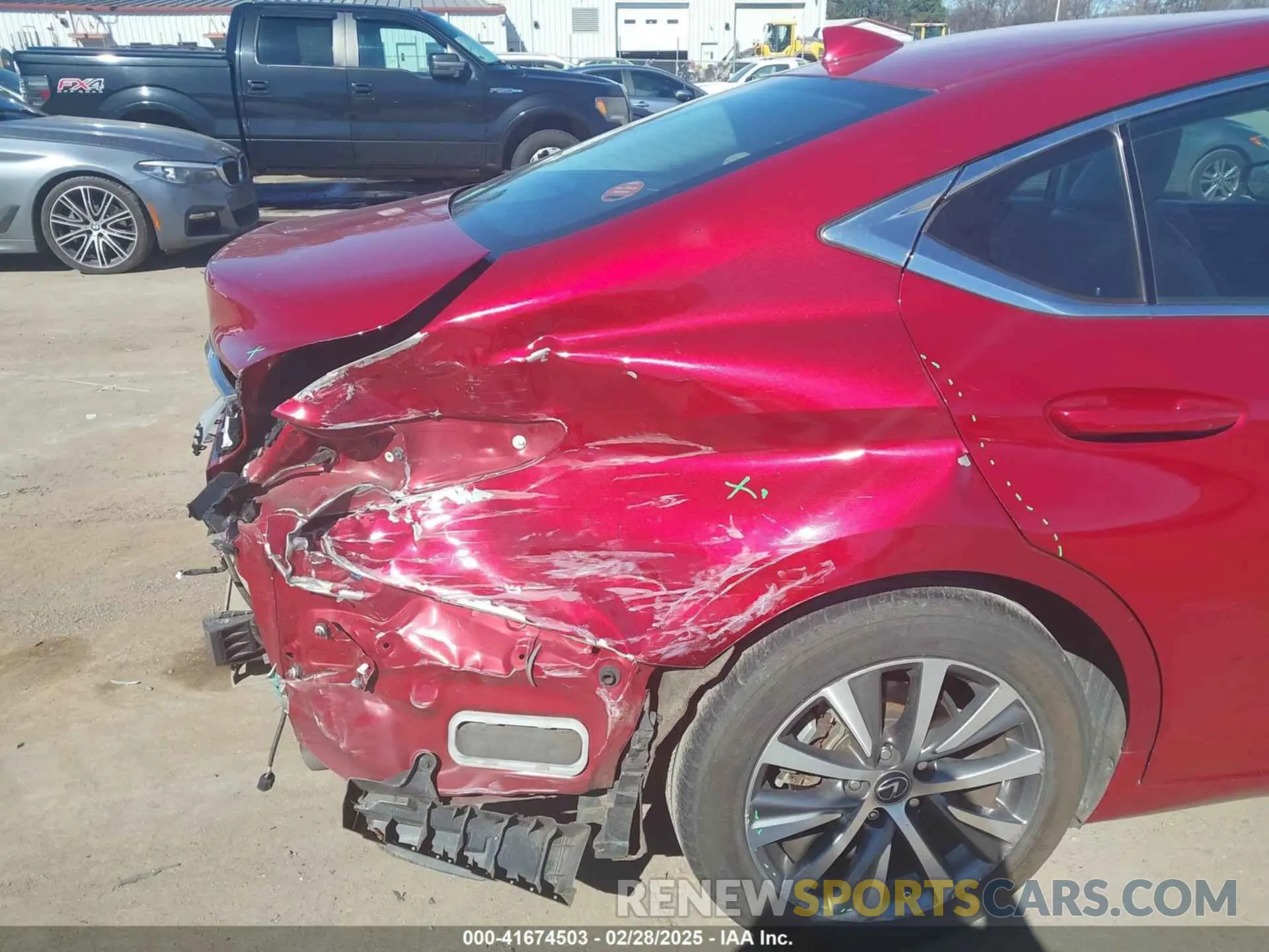 6 fotografías del automóvil dañado 58ADZ1B16MU085500 LEXUS ES 350 2021