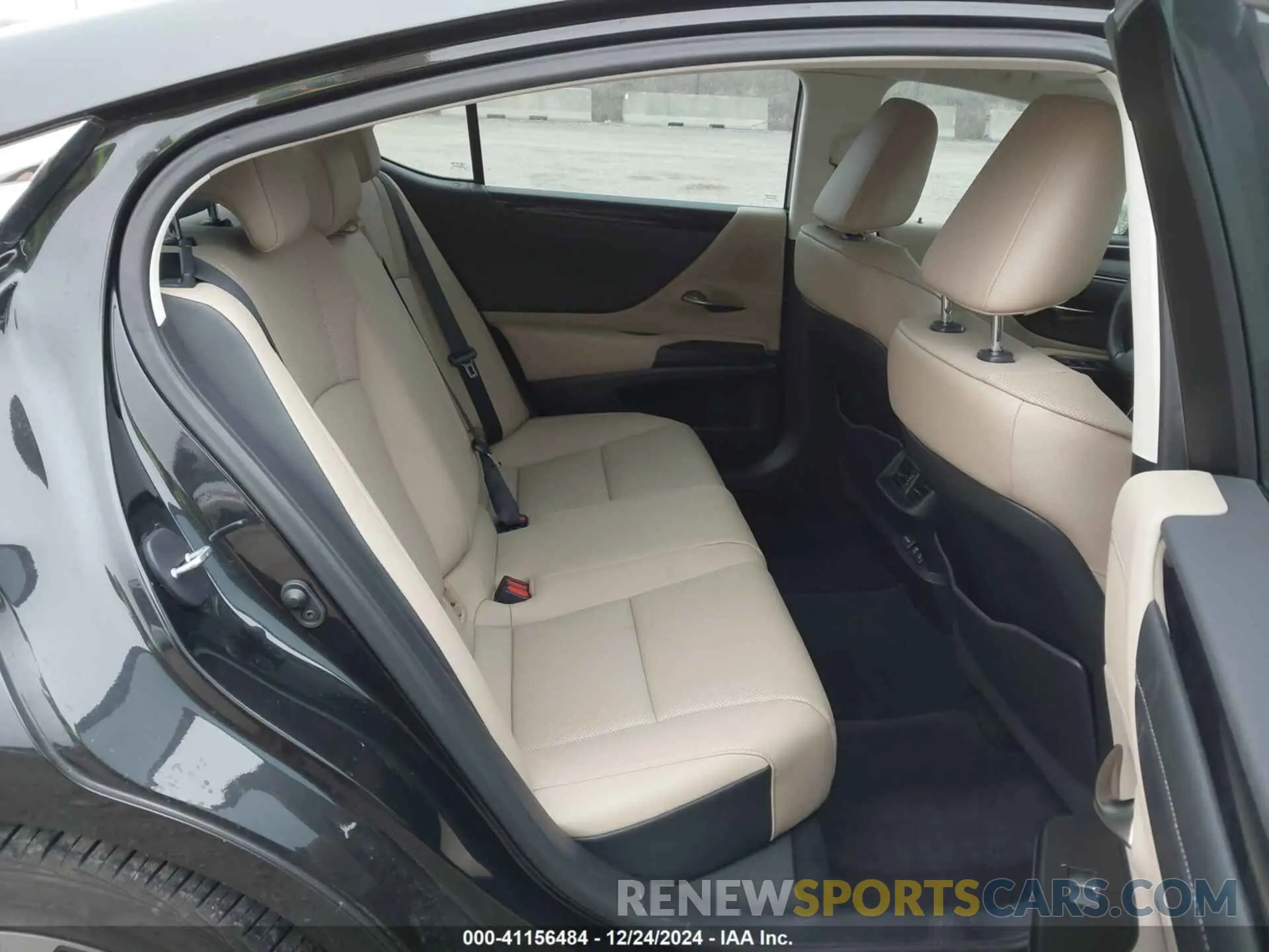 8 fotografías del automóvil dañado 58ADZ1B16MU110766 LEXUS ES 350 2021