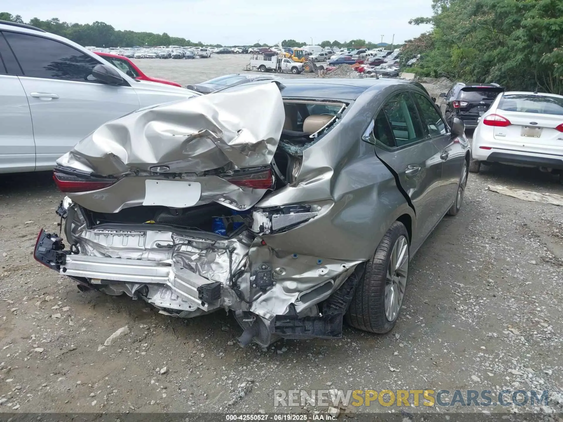 4 fotografías del automóvil dañado 58AFZ1B13MU108112 LEXUS ES 350 2021