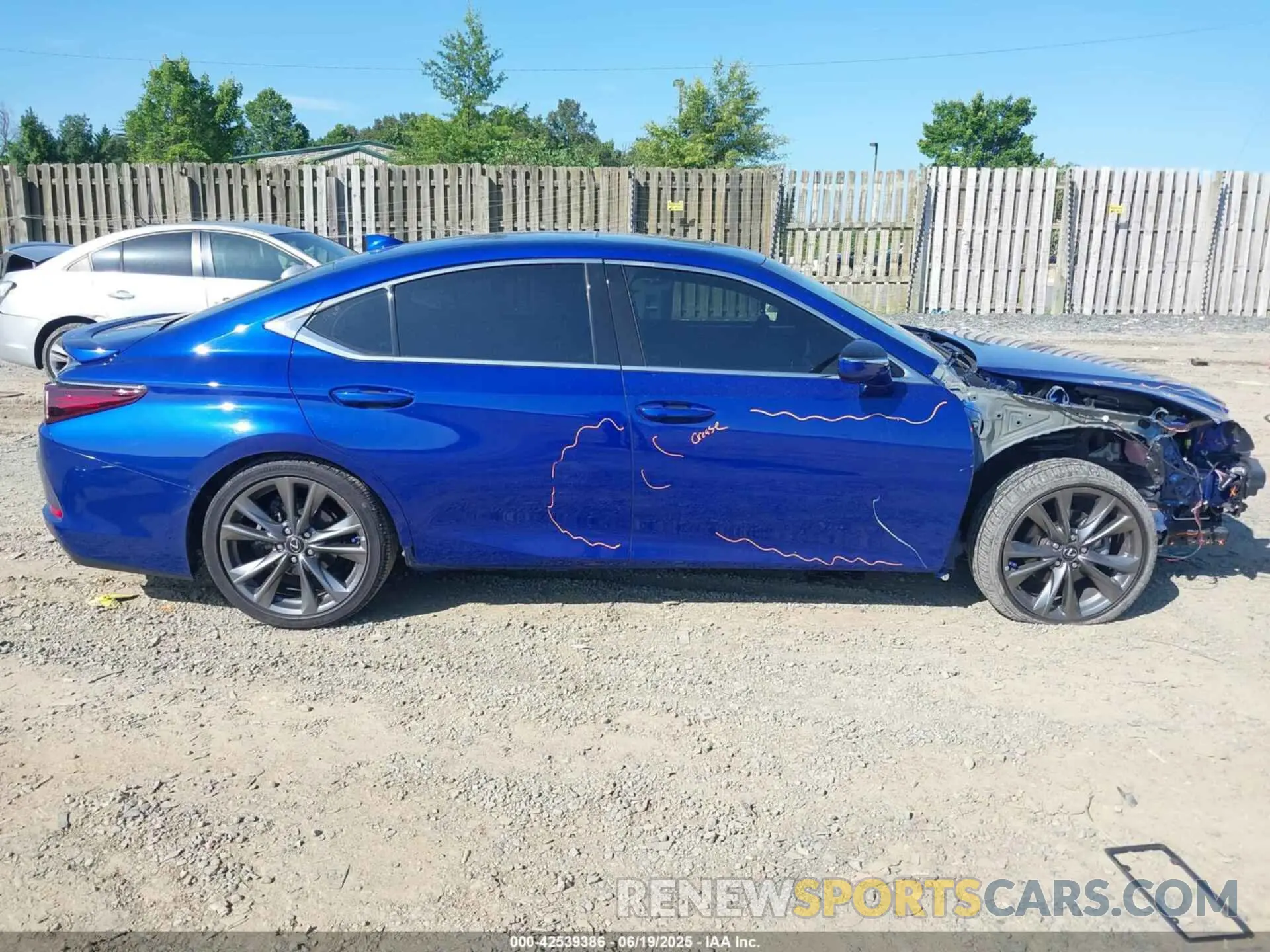 14 fotografías del automóvil dañado 58AGZ1B19MU086248 LEXUS ES 350 2021
