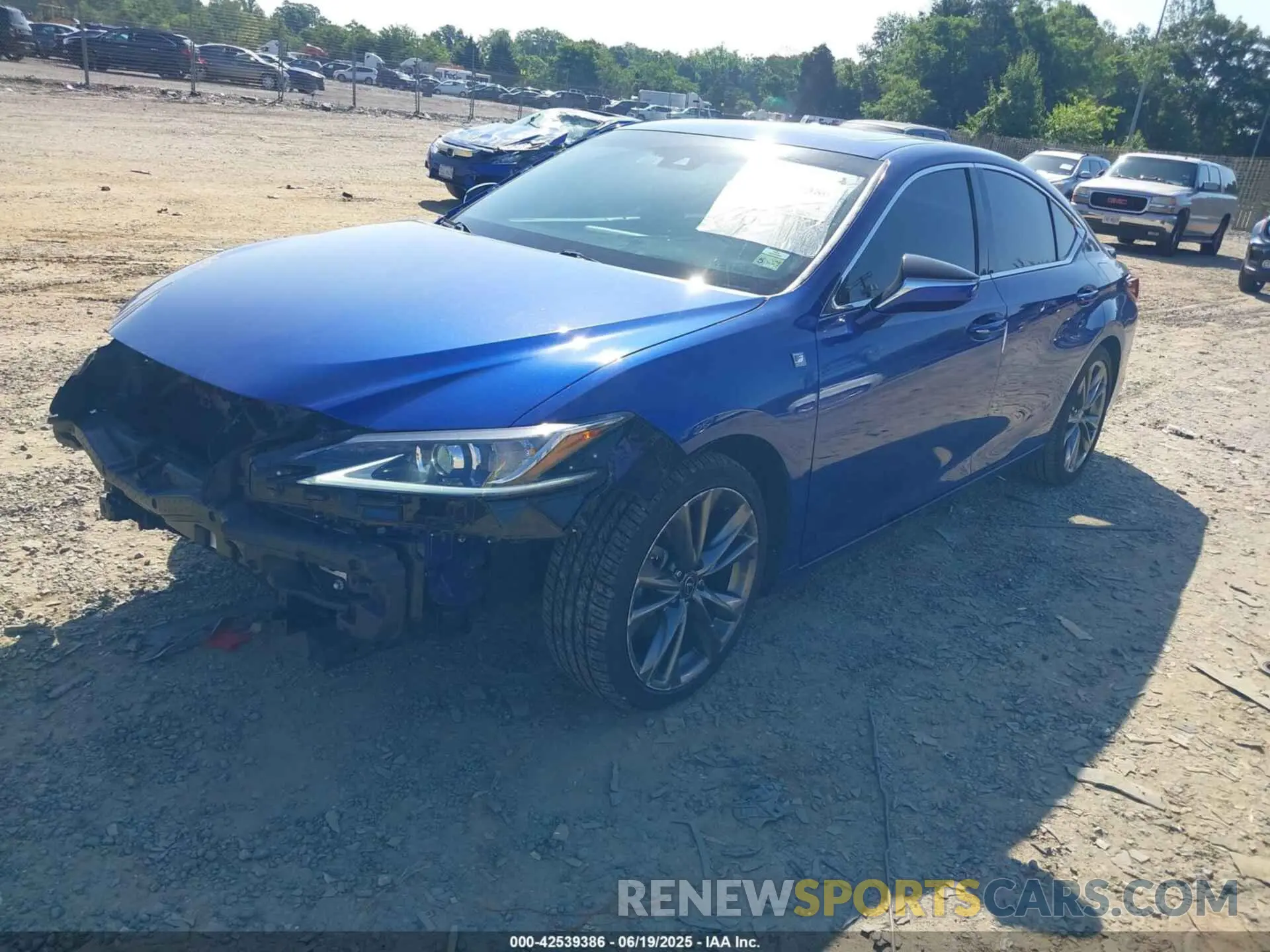 2 fotografías del automóvil dañado 58AGZ1B19MU086248 LEXUS ES 350 2021