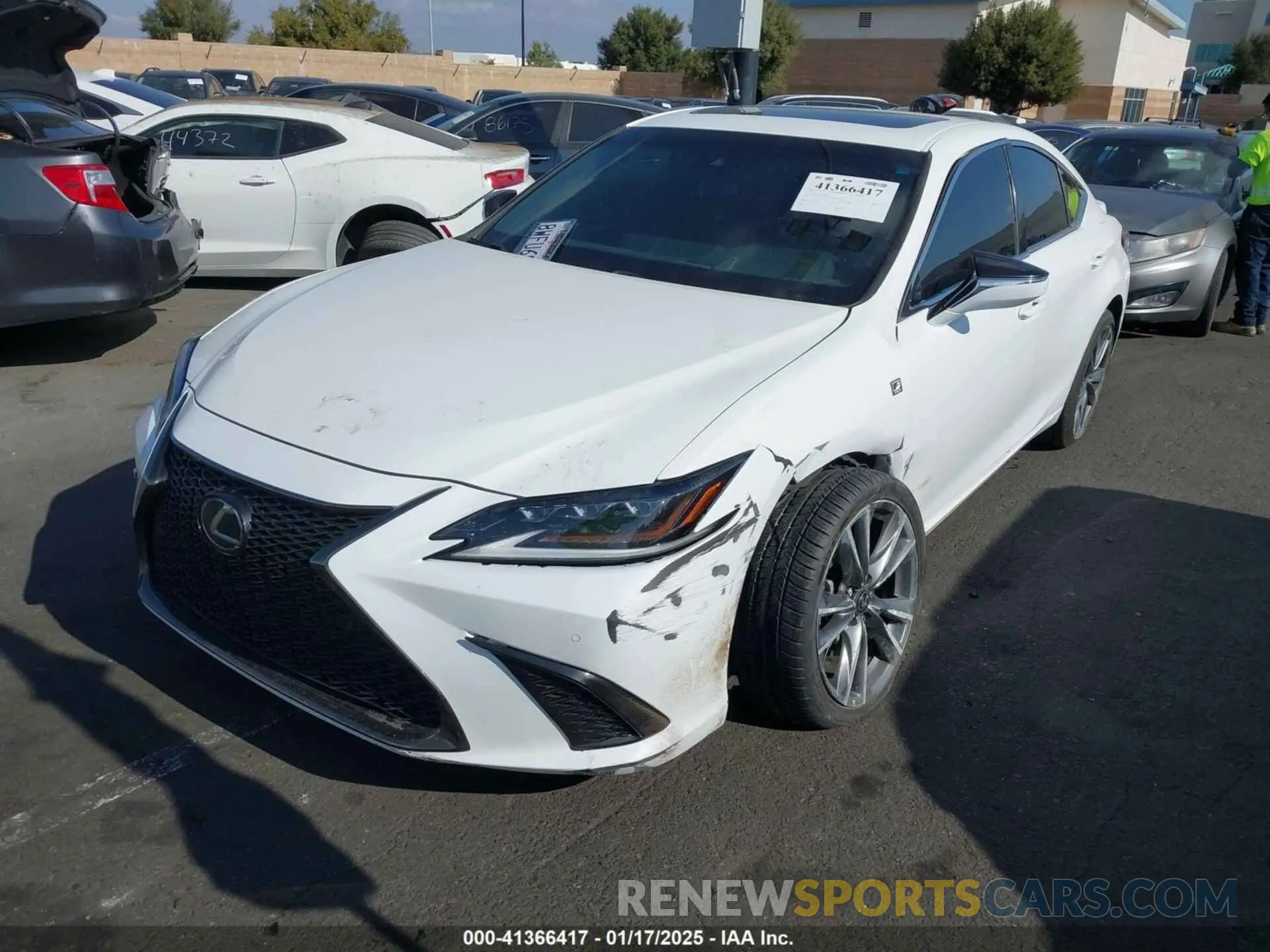 2 fotografías del automóvil dañado 58AGZ1B1XMU098201 LEXUS ES 350 2021