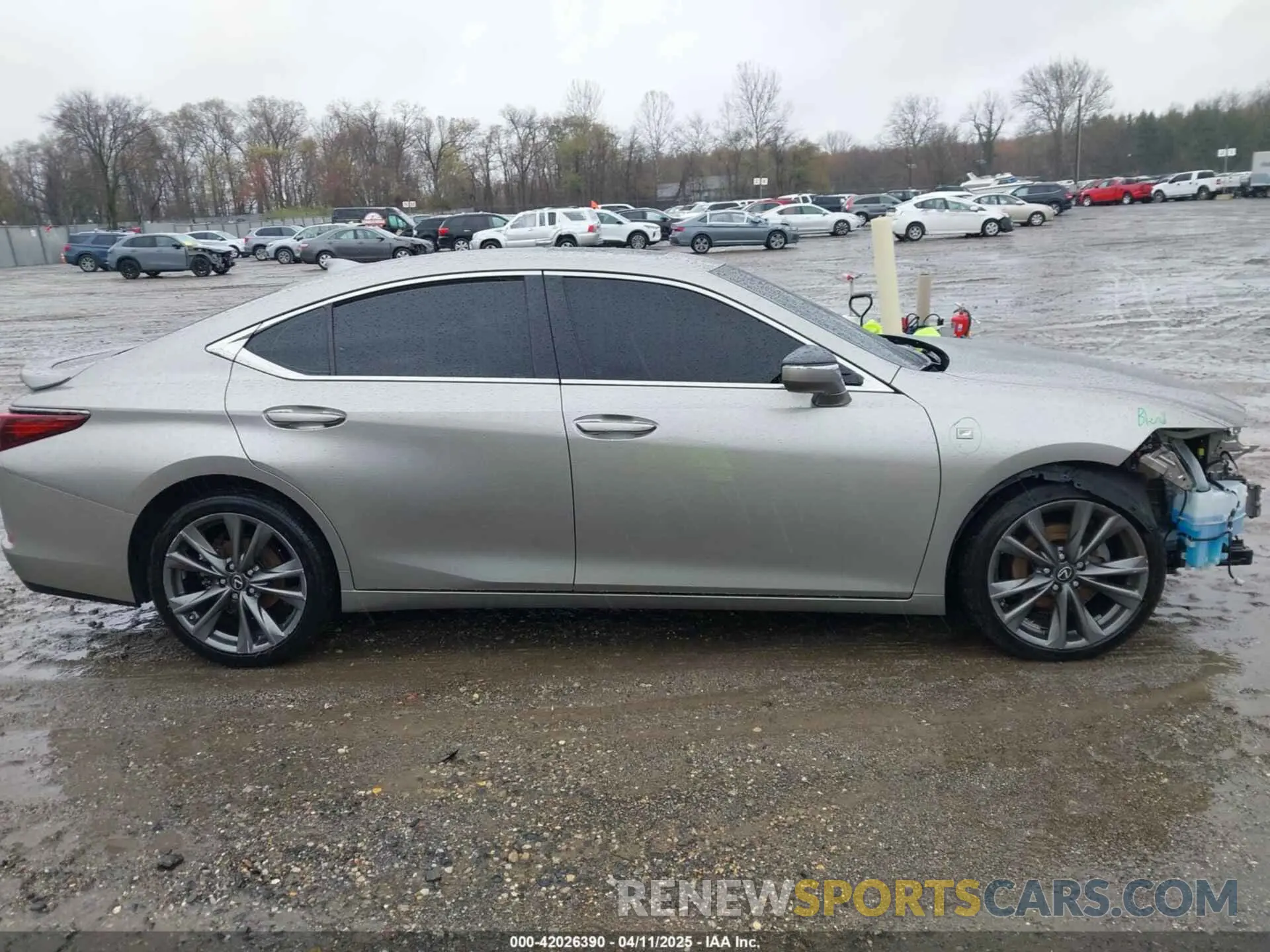 13 fotografías del automóvil dañado 58AGZ1B1XMU098554 LEXUS ES 350 2021
