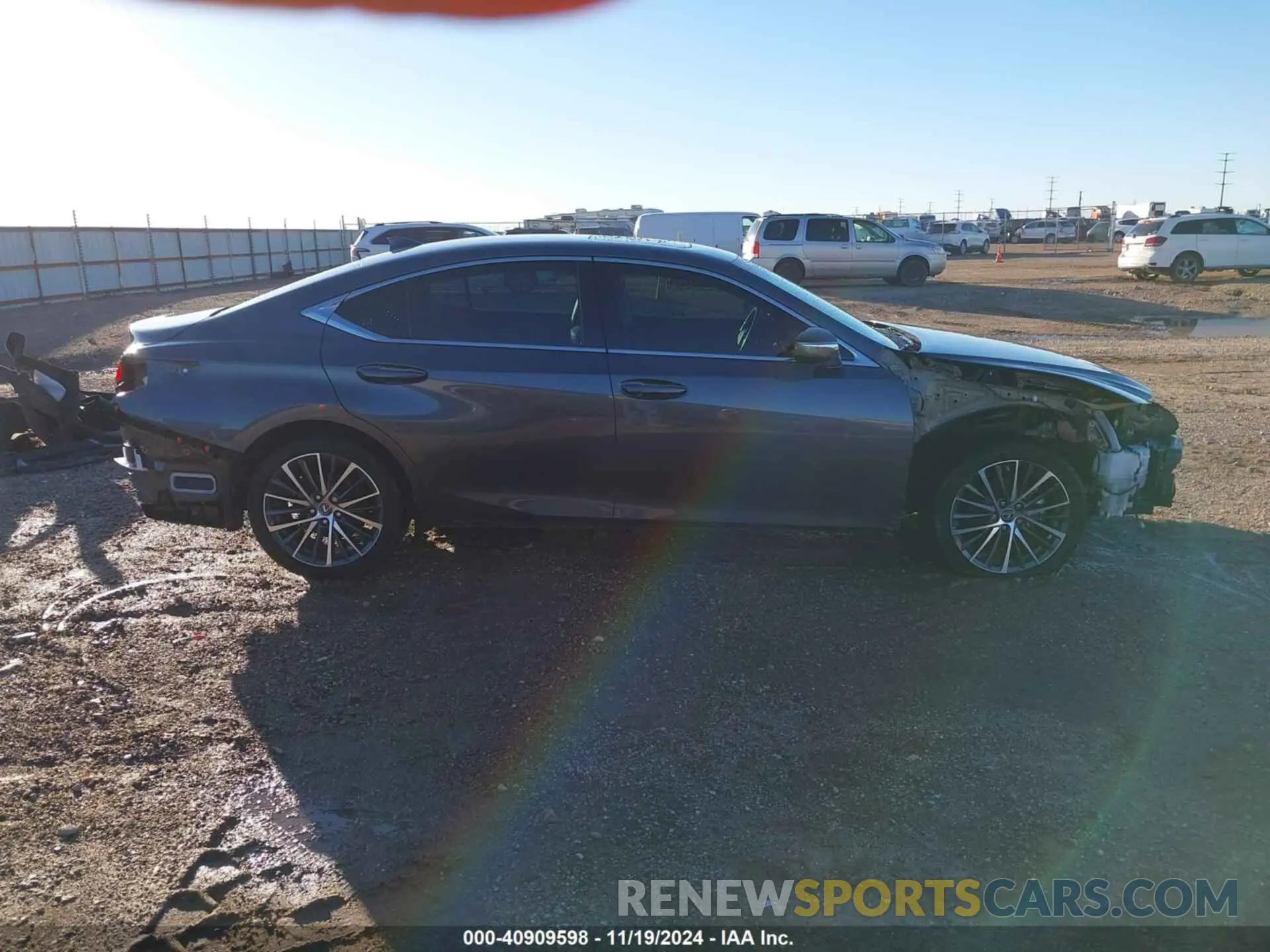 14 fotografías del automóvil dañado 58ADZ1B13NU112623 LEXUS ES 350 2022