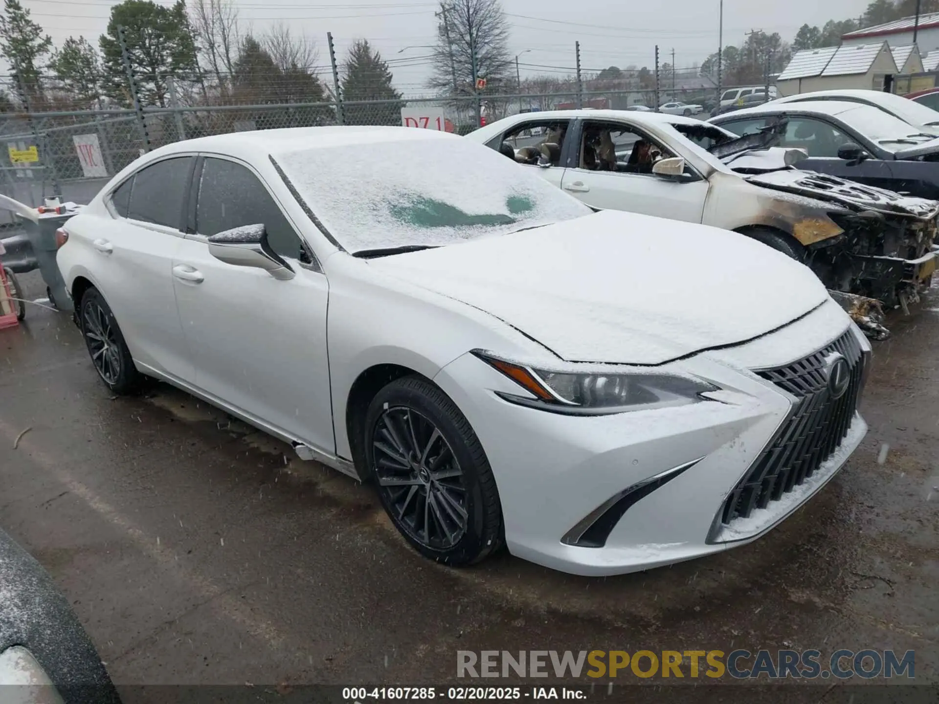 14 fotografías del automóvil dañado 58ADZ1B14NU122691 LEXUS ES 350 2022
