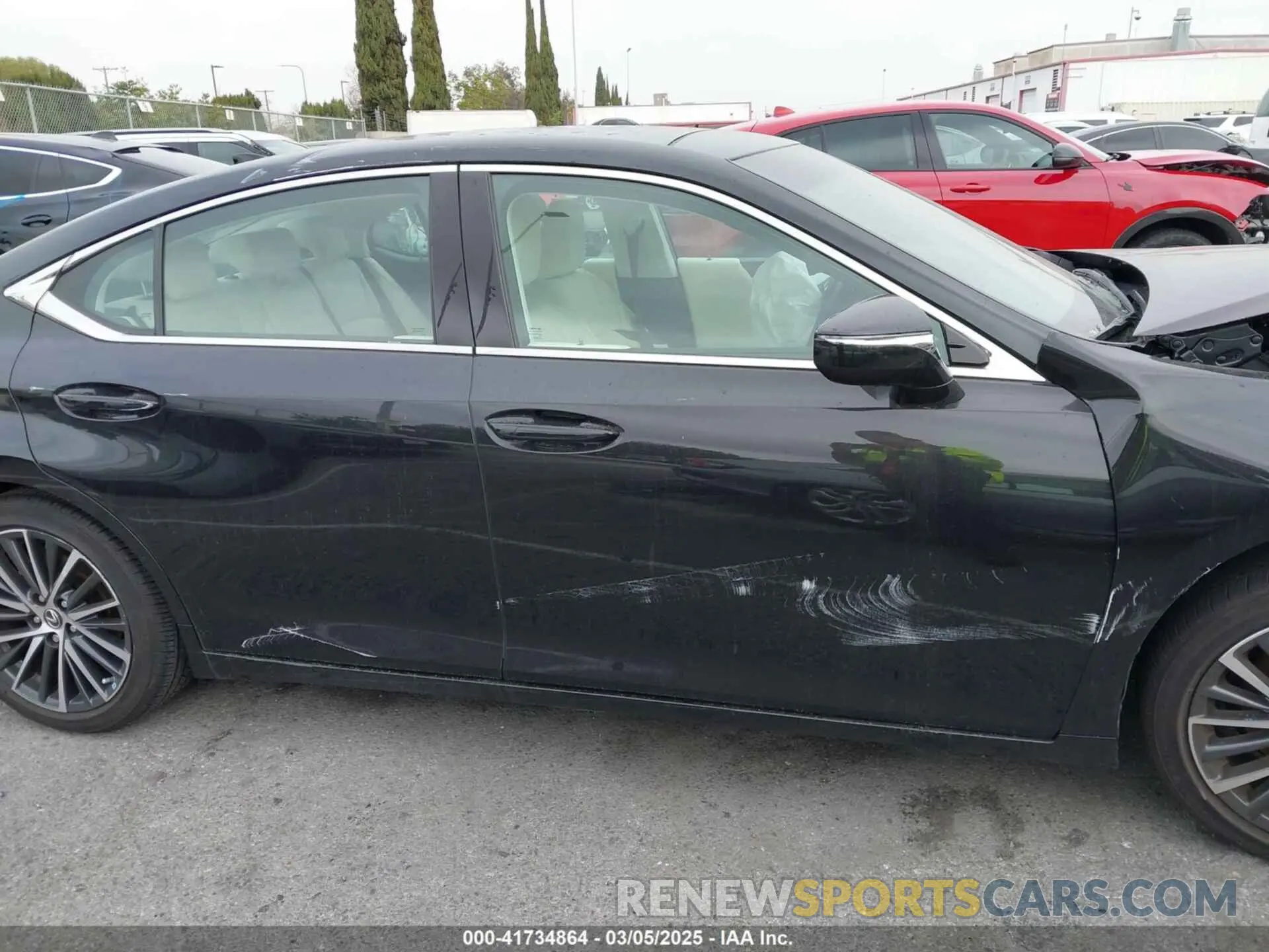 13 fotografías del automóvil dañado 58ADZ1B15NU118617 LEXUS ES 350 2022