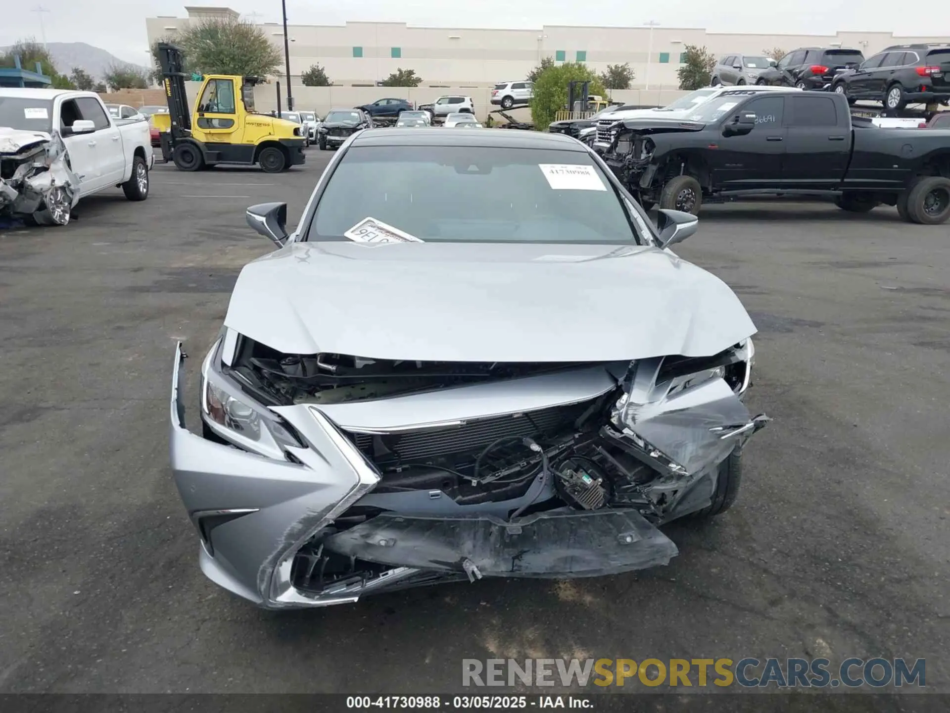 12 fotografías del automóvil dañado 58AEZ1B16NU138444 LEXUS ES 350 2022