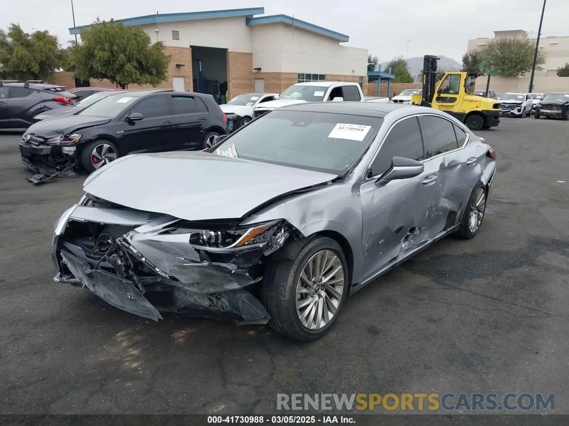2 fotografías del automóvil dañado 58AEZ1B16NU138444 LEXUS ES 350 2022