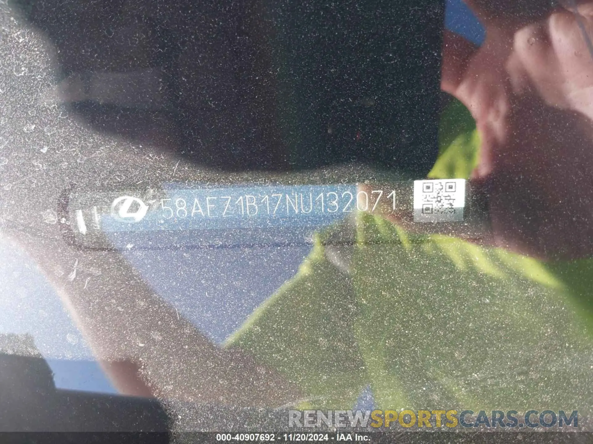 9 fotografías del automóvil dañado 58AEZ1B17NU132071 LEXUS ES 350 2022