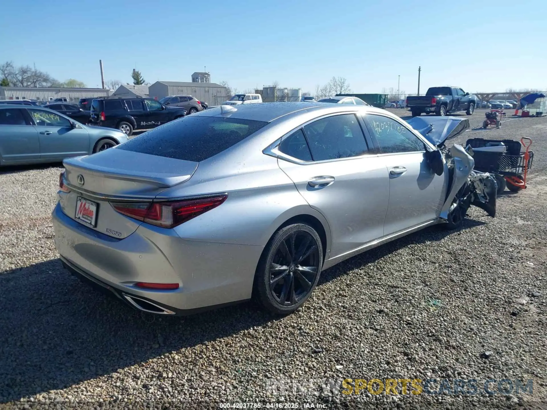 4 fotografías del automóvil dañado 58AGZ1B14NU119660 LEXUS ES 350 2022