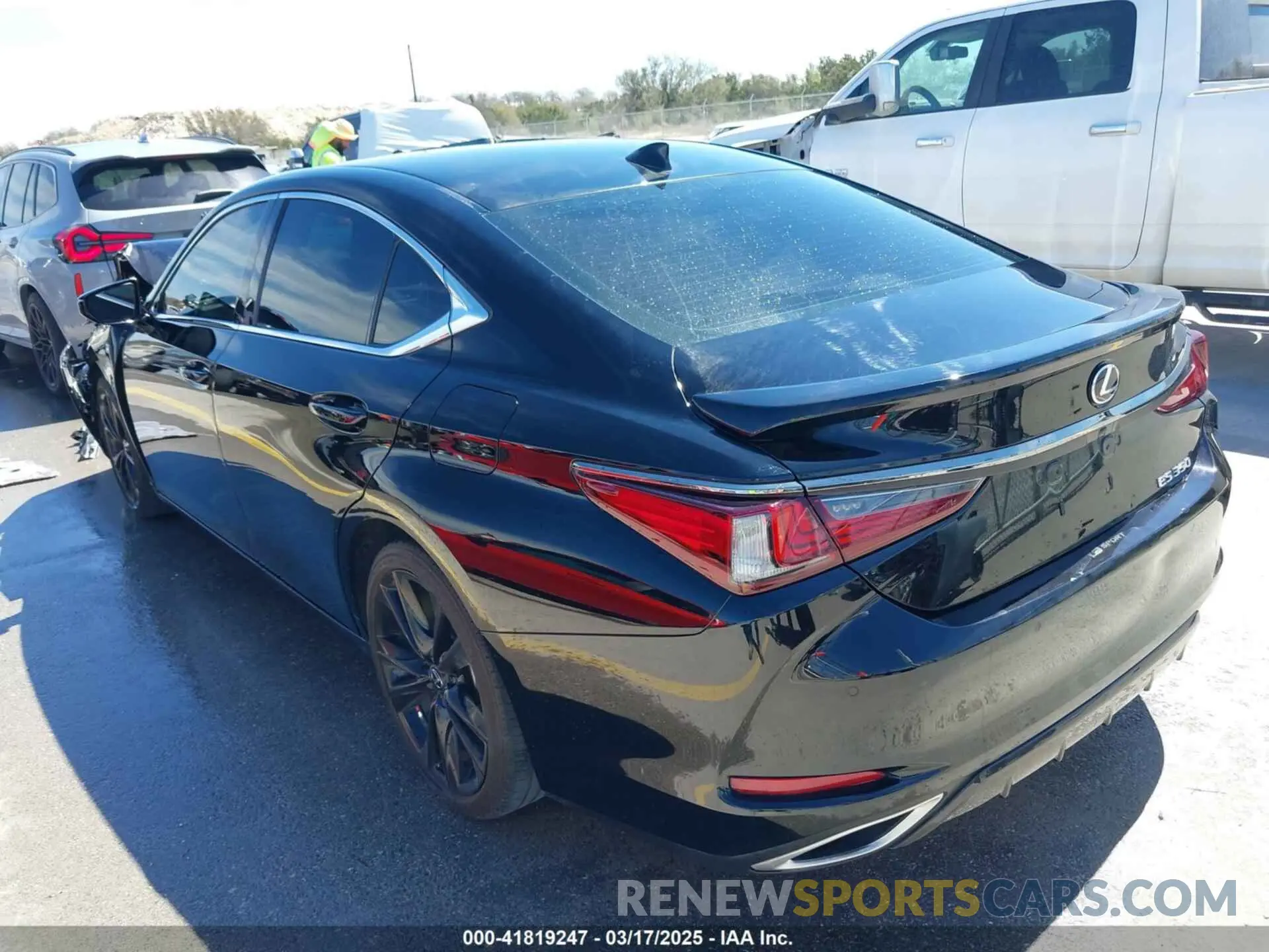 3 fotografías del automóvil dañado 58AGZ1B1XNU125883 LEXUS ES 350 2022