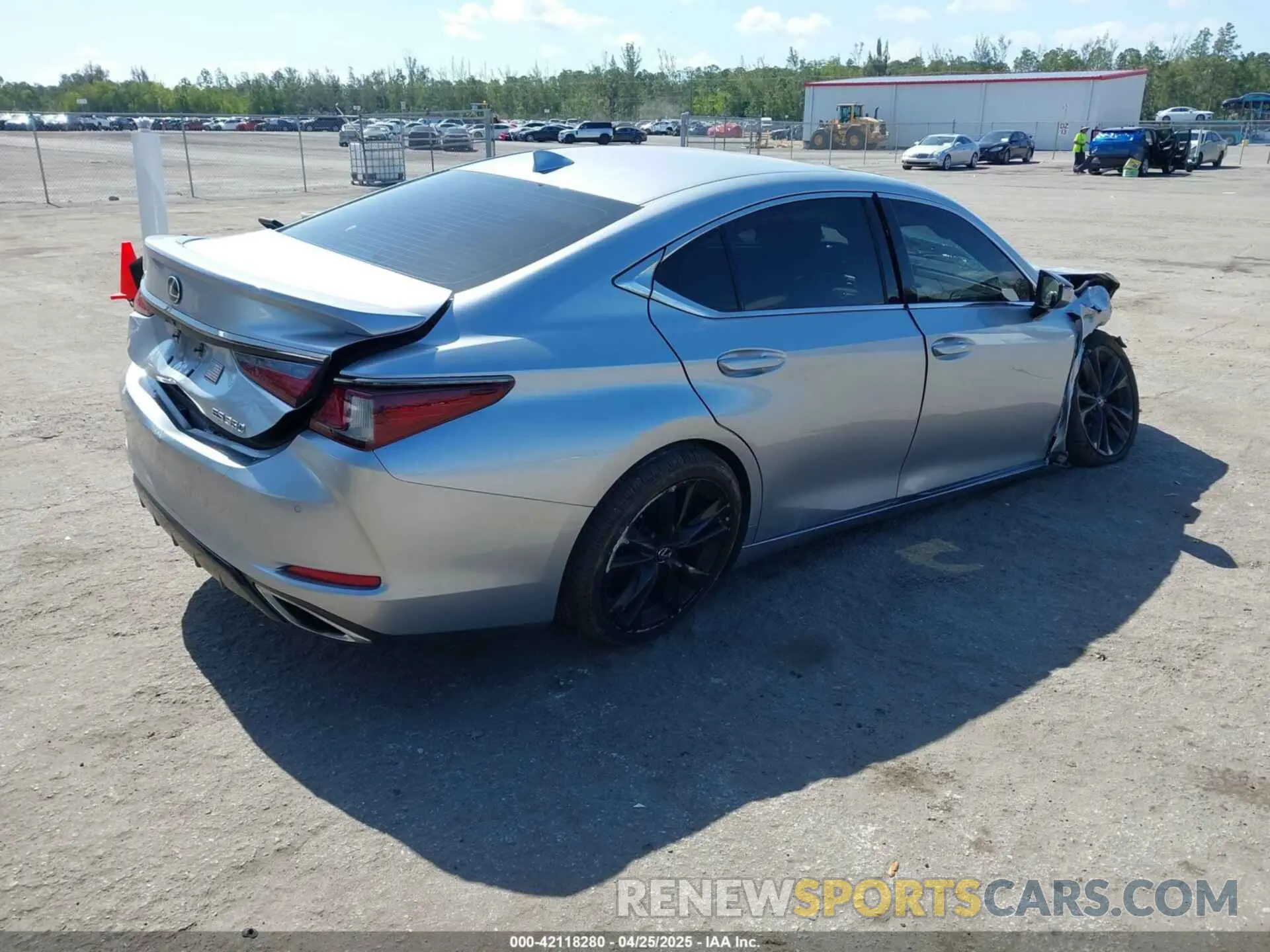 4 fotografías del automóvil dañado 58AGZ1B1XNU126970 LEXUS ES 350 2022