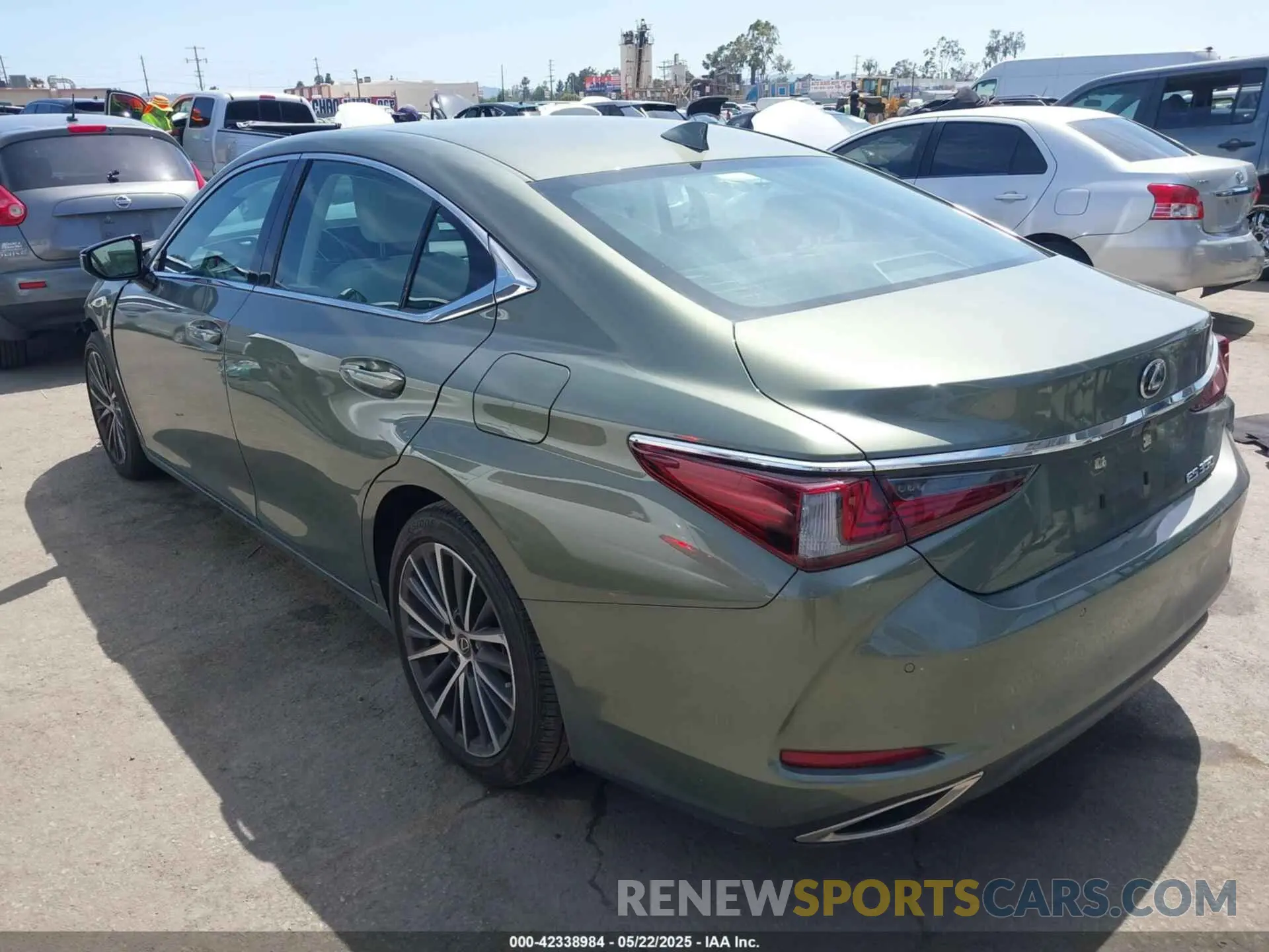 3 fotografías del automóvil dañado 58ADZ1B12PU159032 LEXUS ES 350 2023
