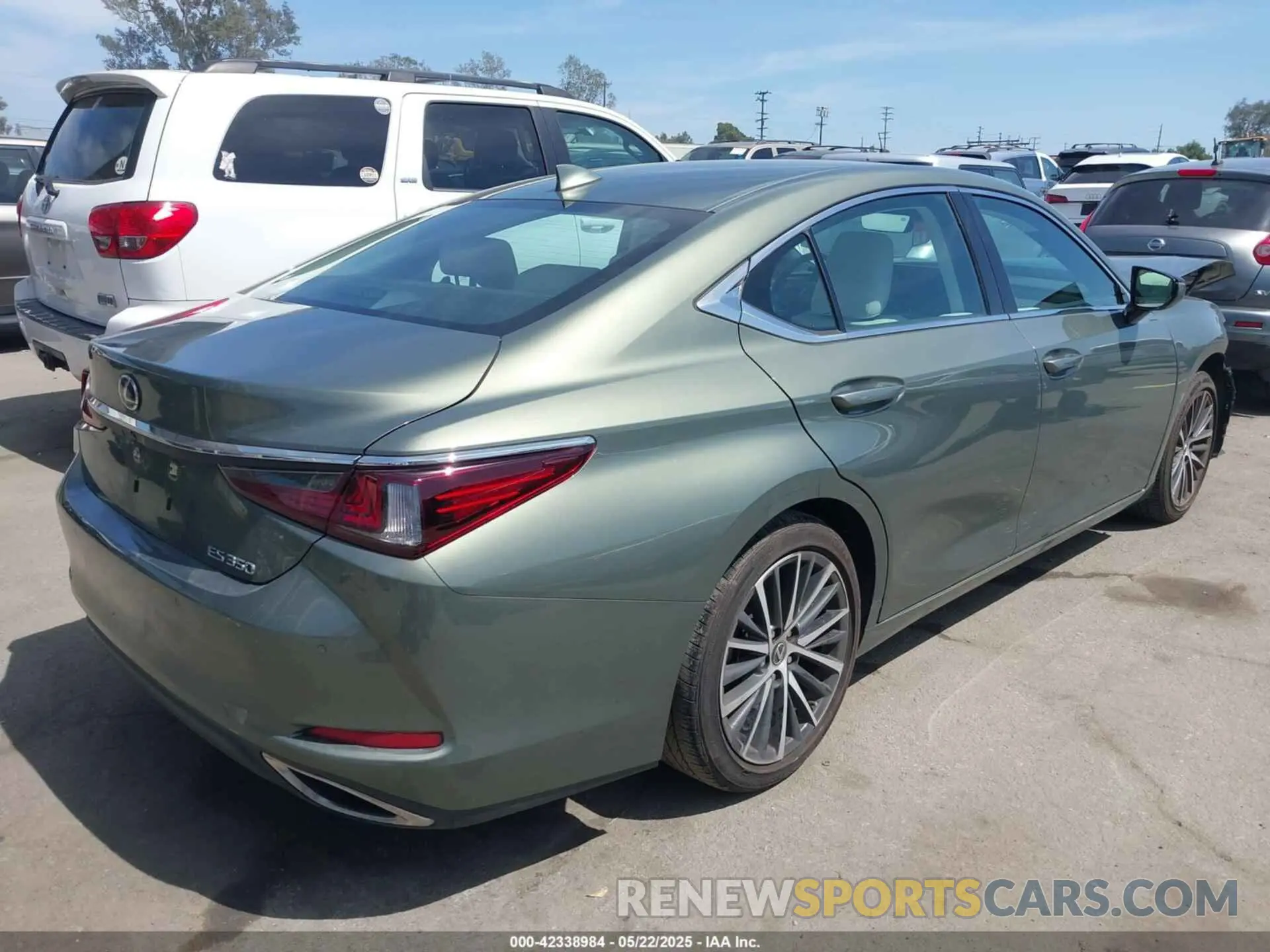 4 fotografías del automóvil dañado 58ADZ1B12PU159032 LEXUS ES 350 2023