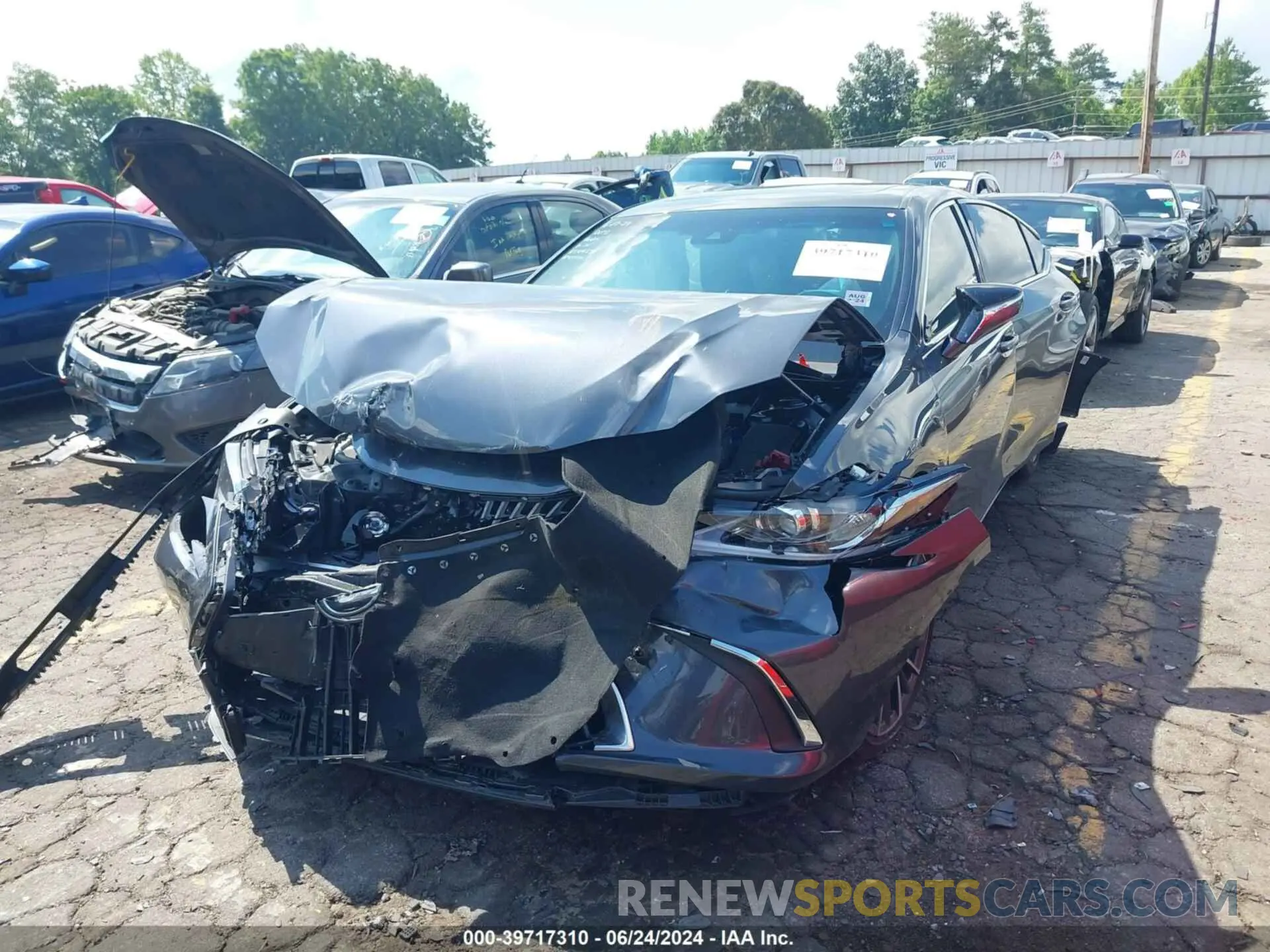 2 fotografías del automóvil dañado 58ADZ1B16PU155761 LEXUS ES 350 2023