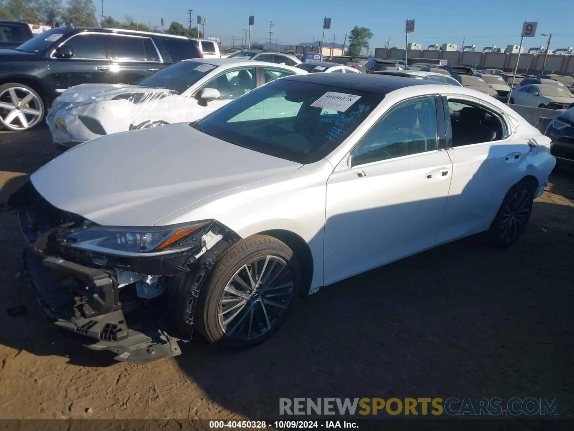 2 fotografías del automóvil dañado 58ADZ1B16PU157106 LEXUS ES 350 2023