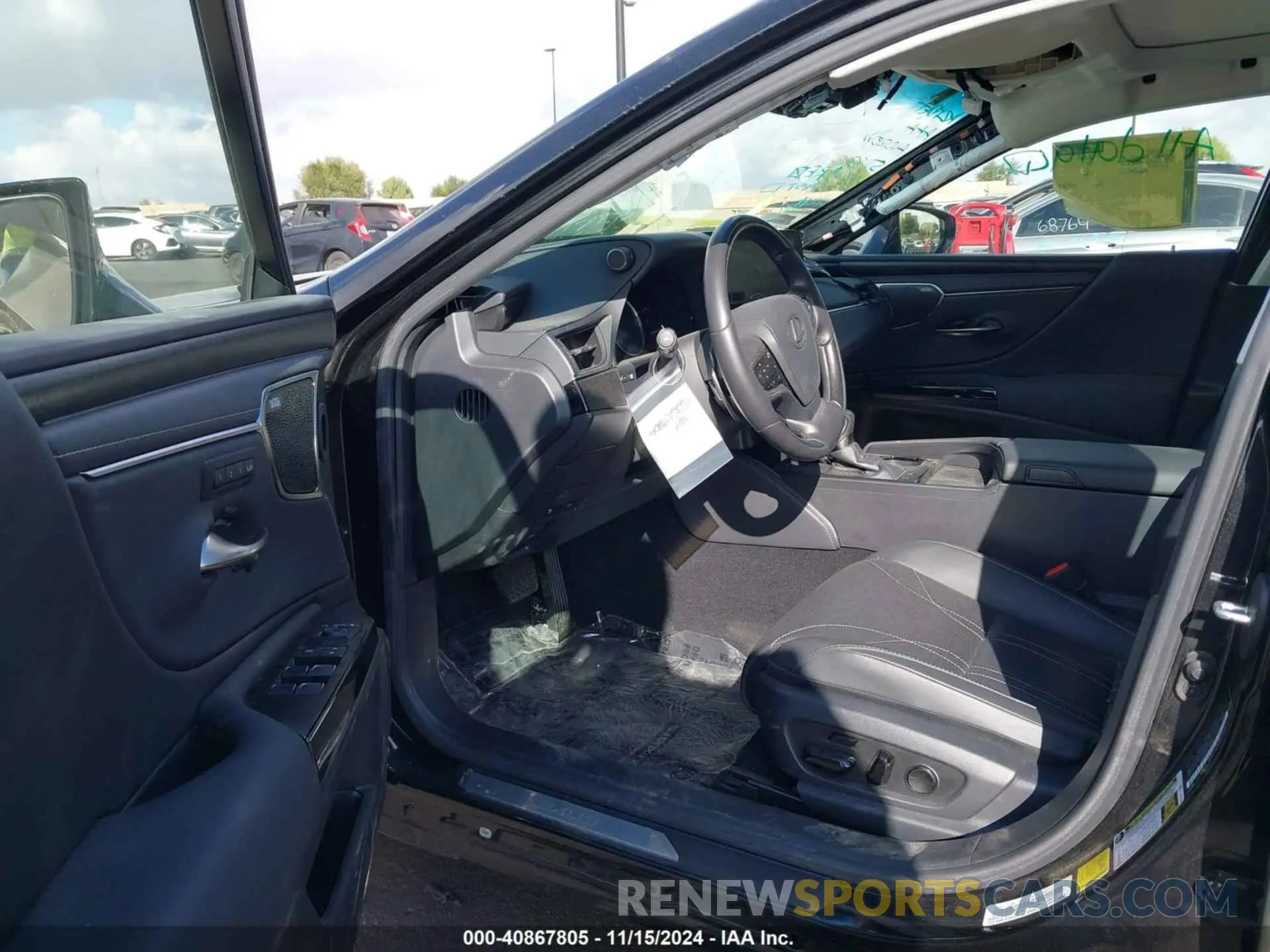 5 fotografías del automóvil dañado 58AEZ1B12PU146270 LEXUS ES 350 2023
