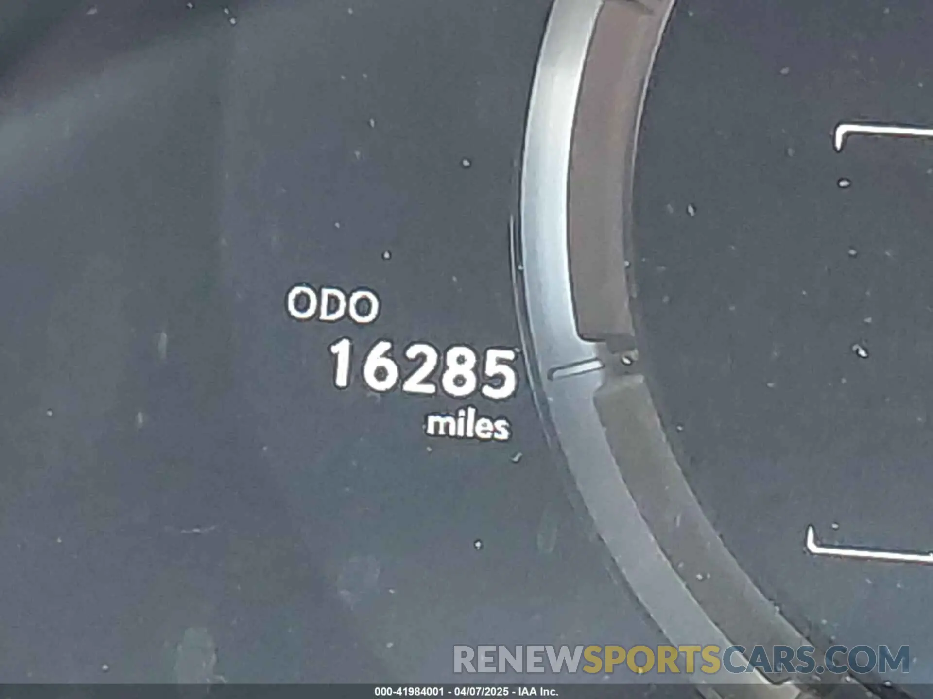 14 fotografías del automóvil dañado 58AJZ1B13PU151850 LEXUS ES 350 2023