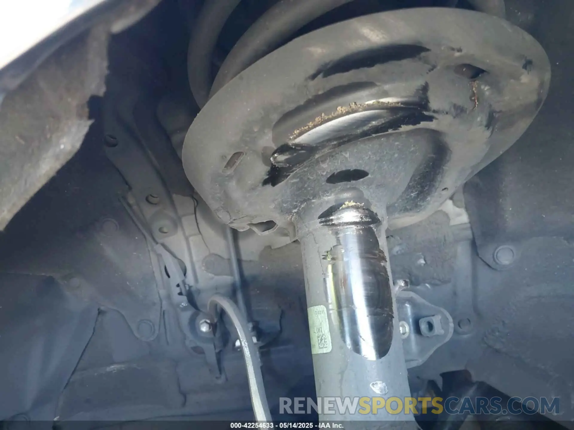 18 fotografías del automóvil dañado 58ACZ1B10RU161988 LEXUS ES 350 2024